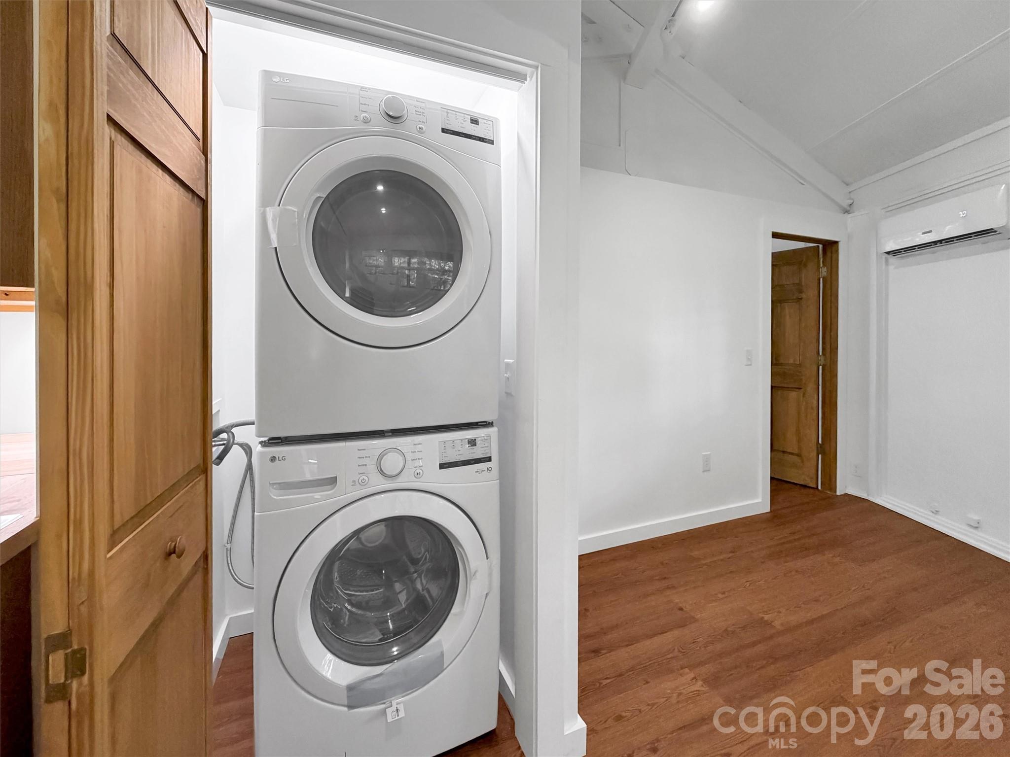 477 Mountain Forest Estate Property Photo 7