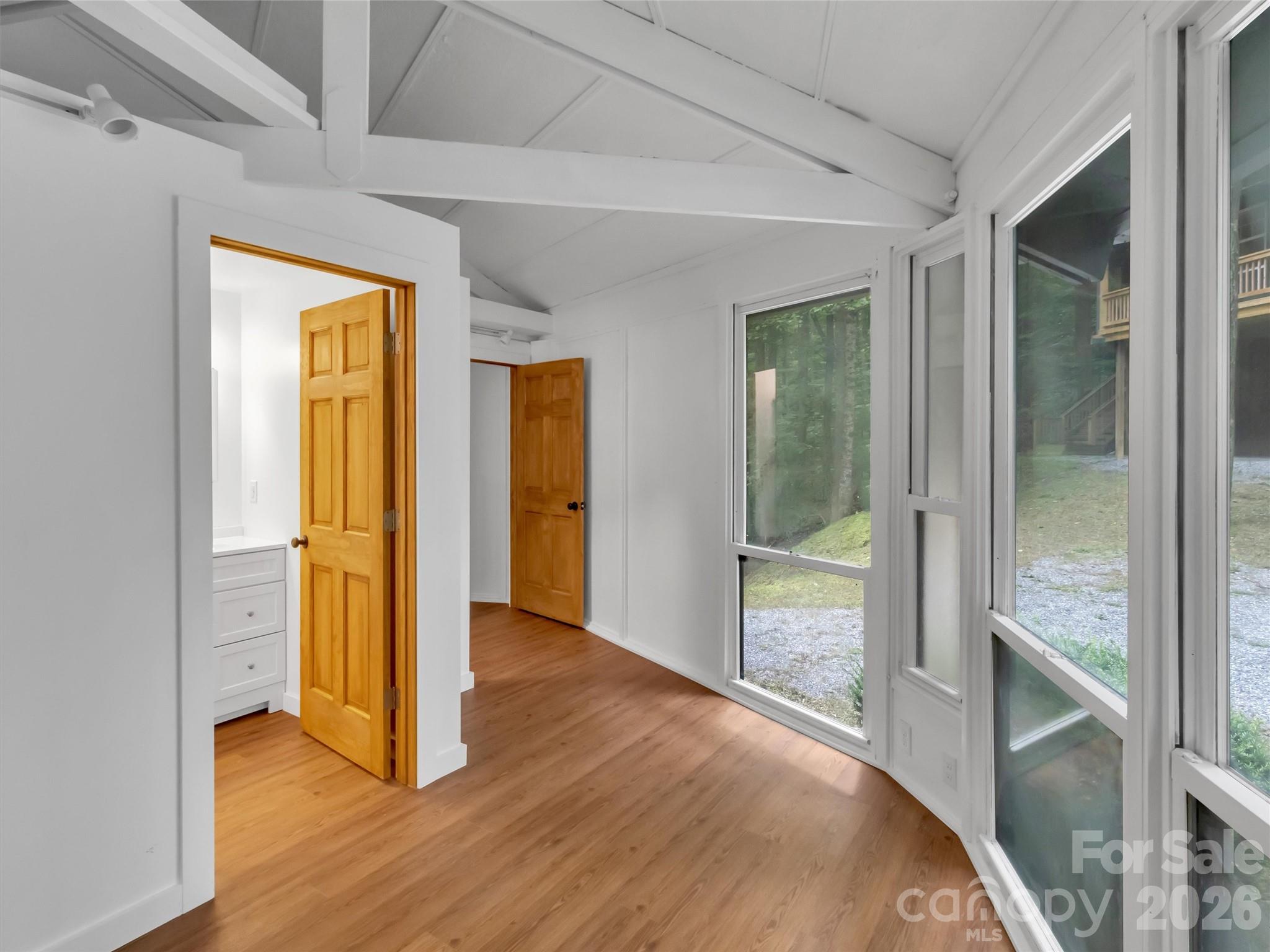 477 Mountain Forest Estate Property Photo 12