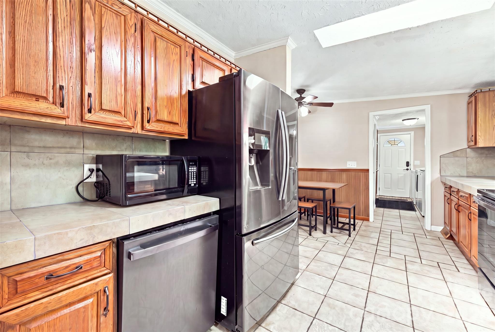 1973 Davis Circle Property Photo 4