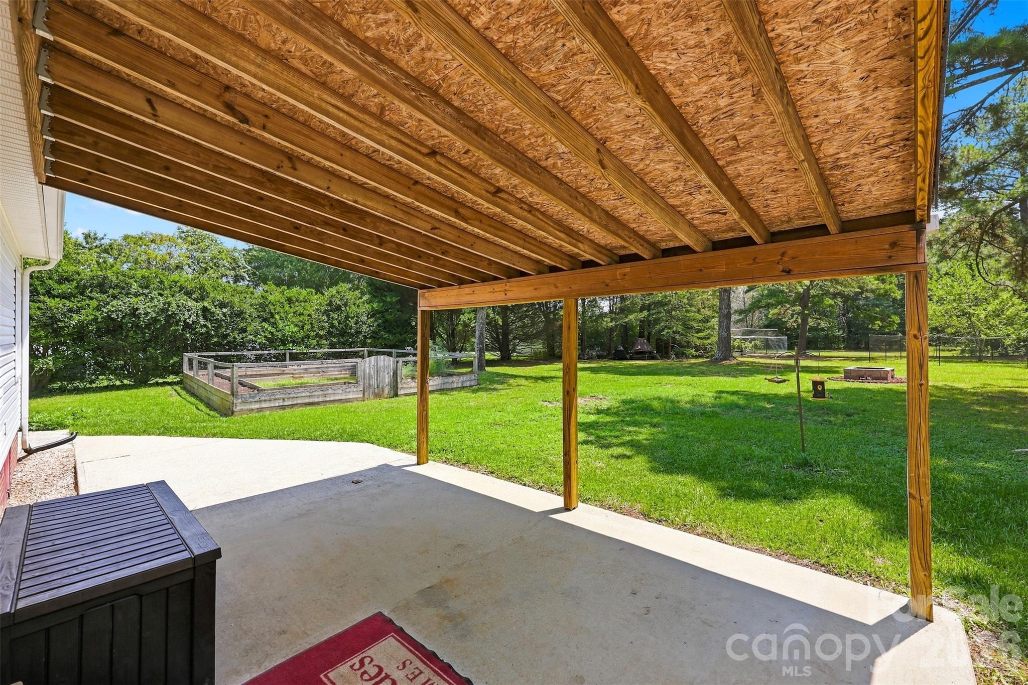 1973 Davis Circle Property Photo 25