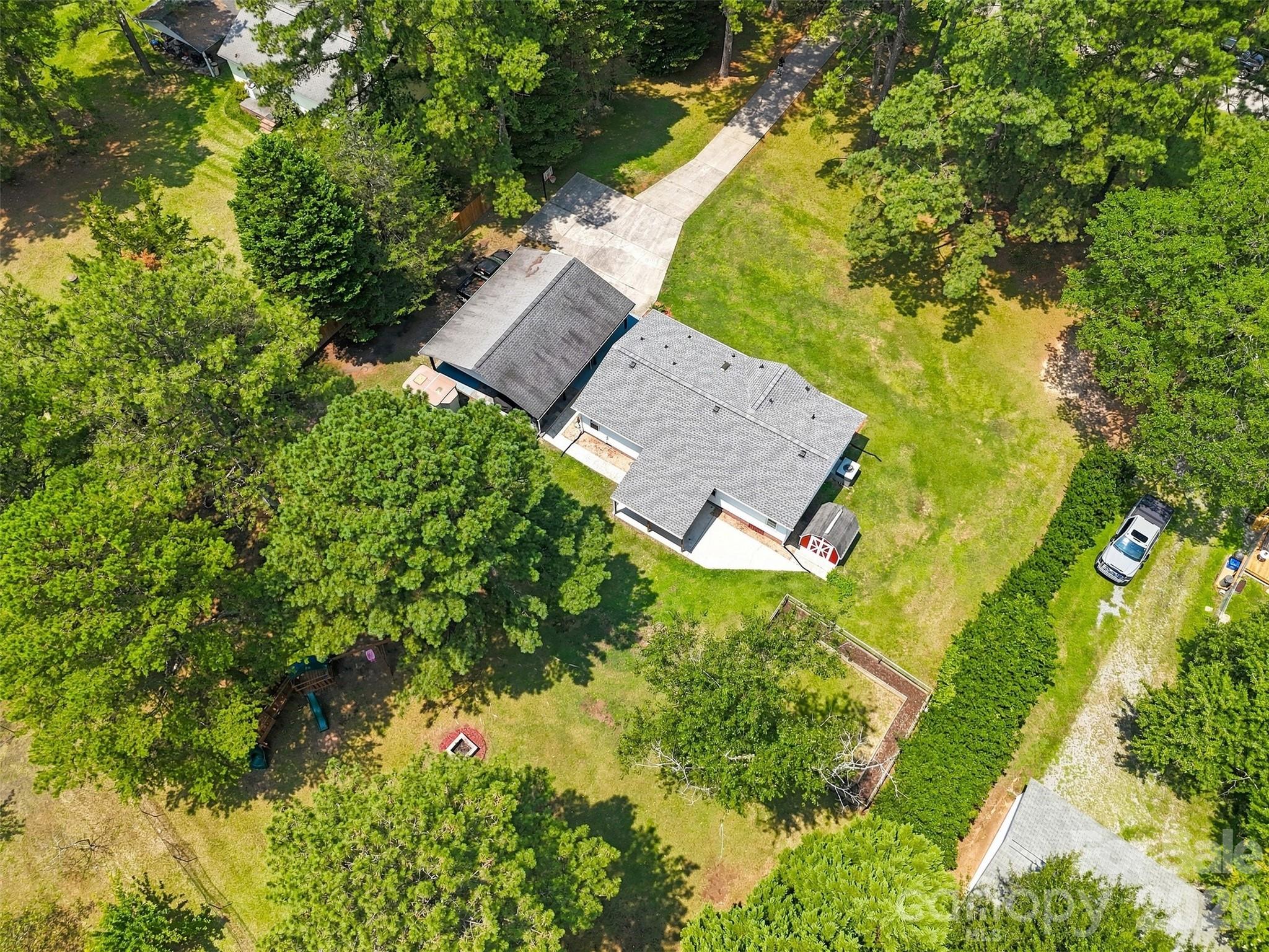 1973 Davis Circle Property Photo 32