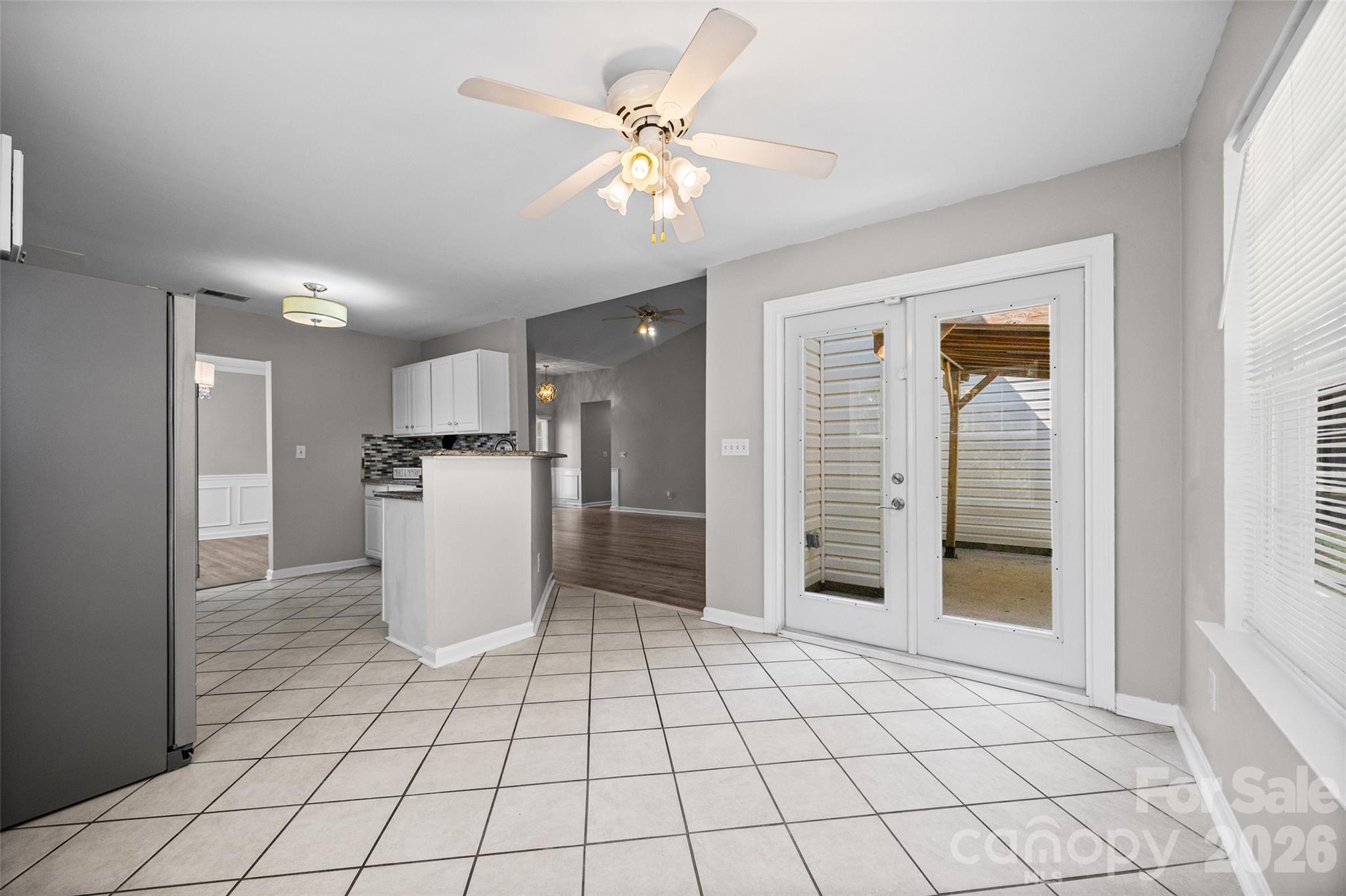 12630 Ivey Creek Drive Property Photo 8