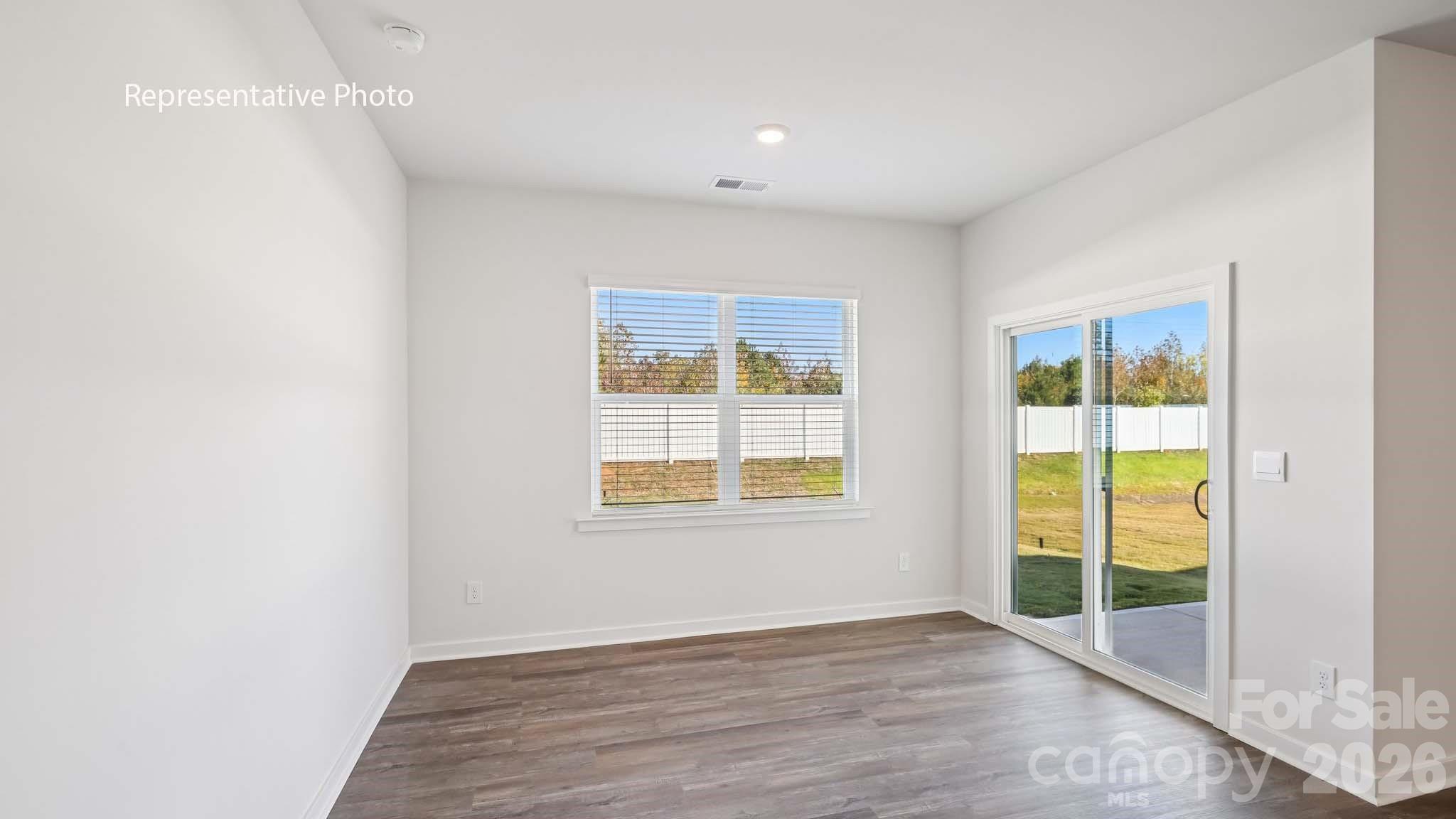 338 Frozen Dream Drive Property Photo 4