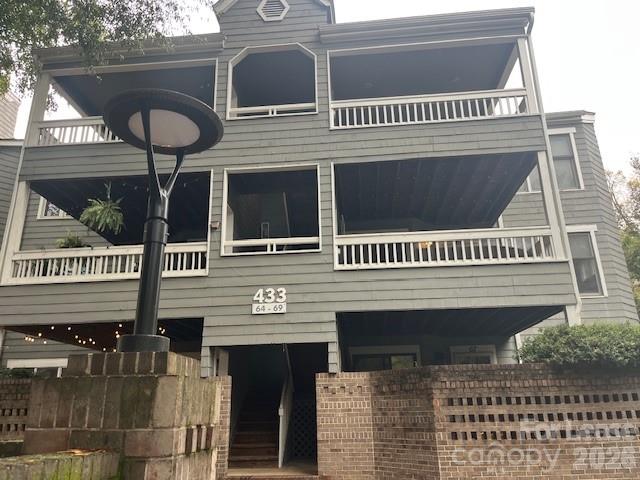 433 W 8th Street Property Photo 1