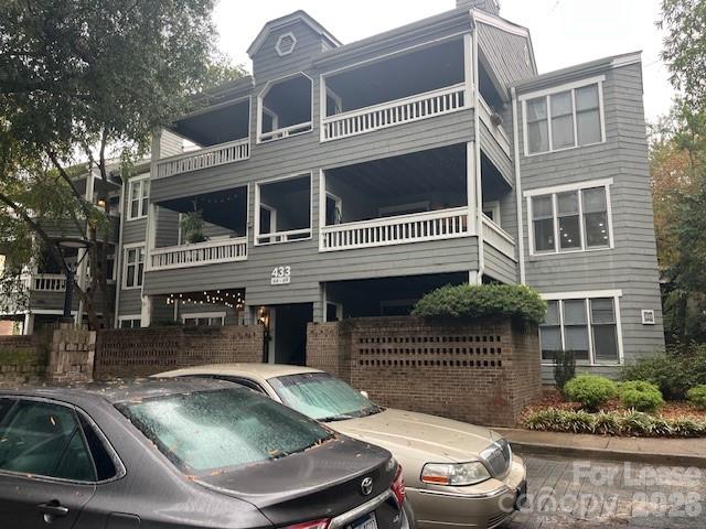 433 W 8th Street Property Photo 2