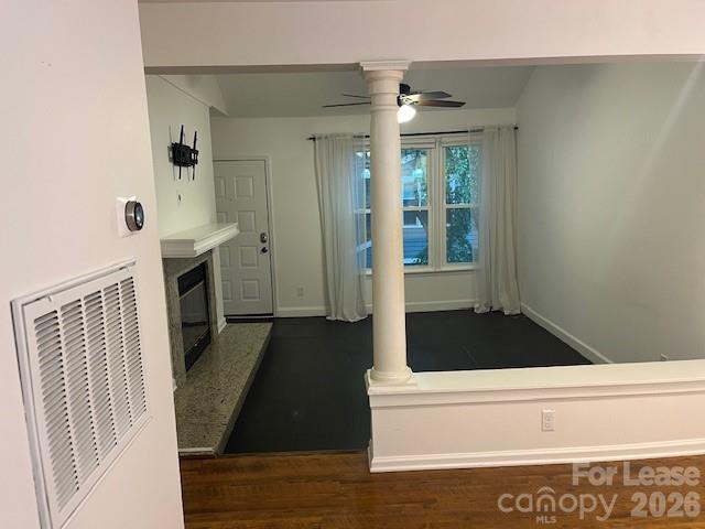 433 W 8th Street Property Photo 22