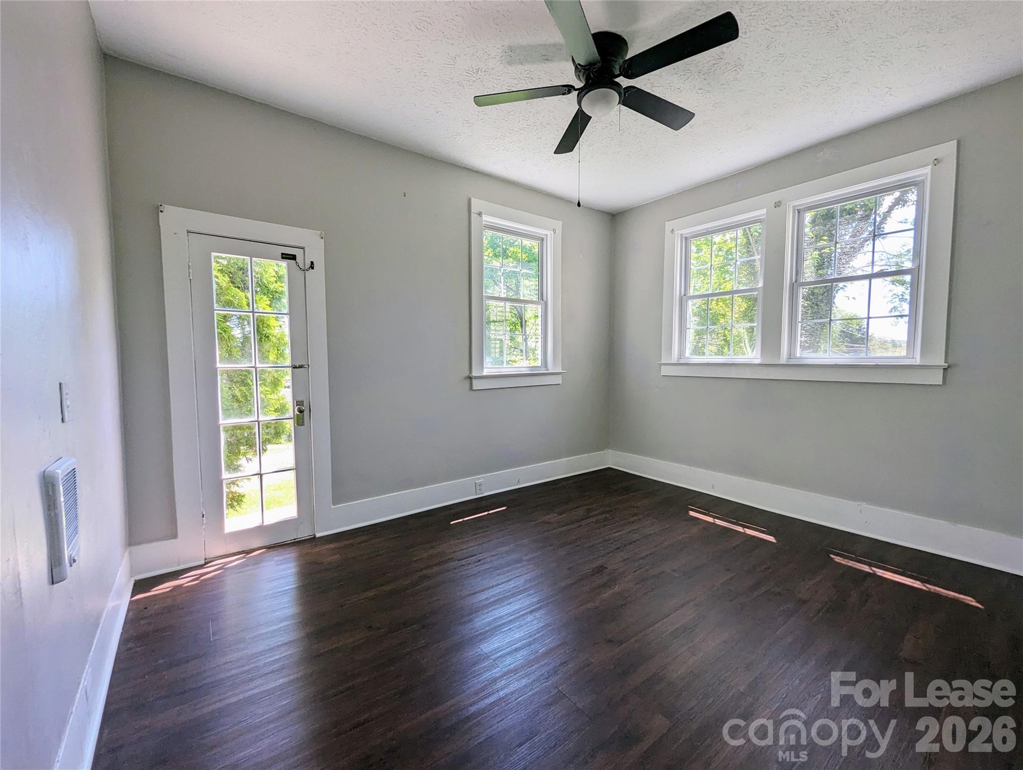 526 Fleming Street Property Photo 7