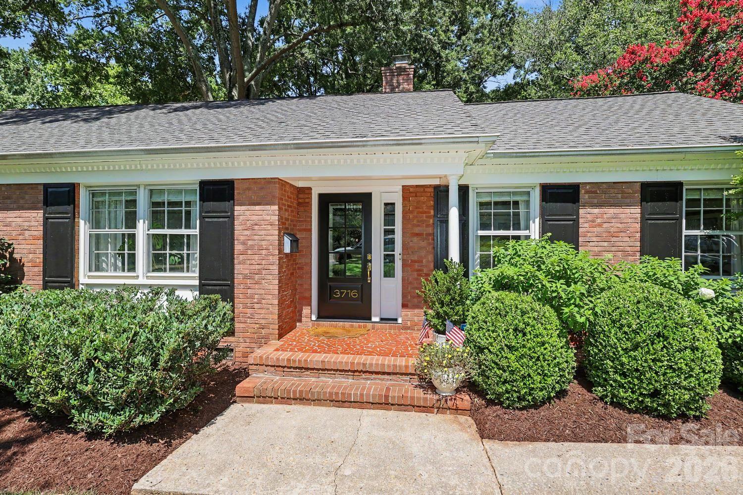 3716 Severn Avenue Property Photo 2