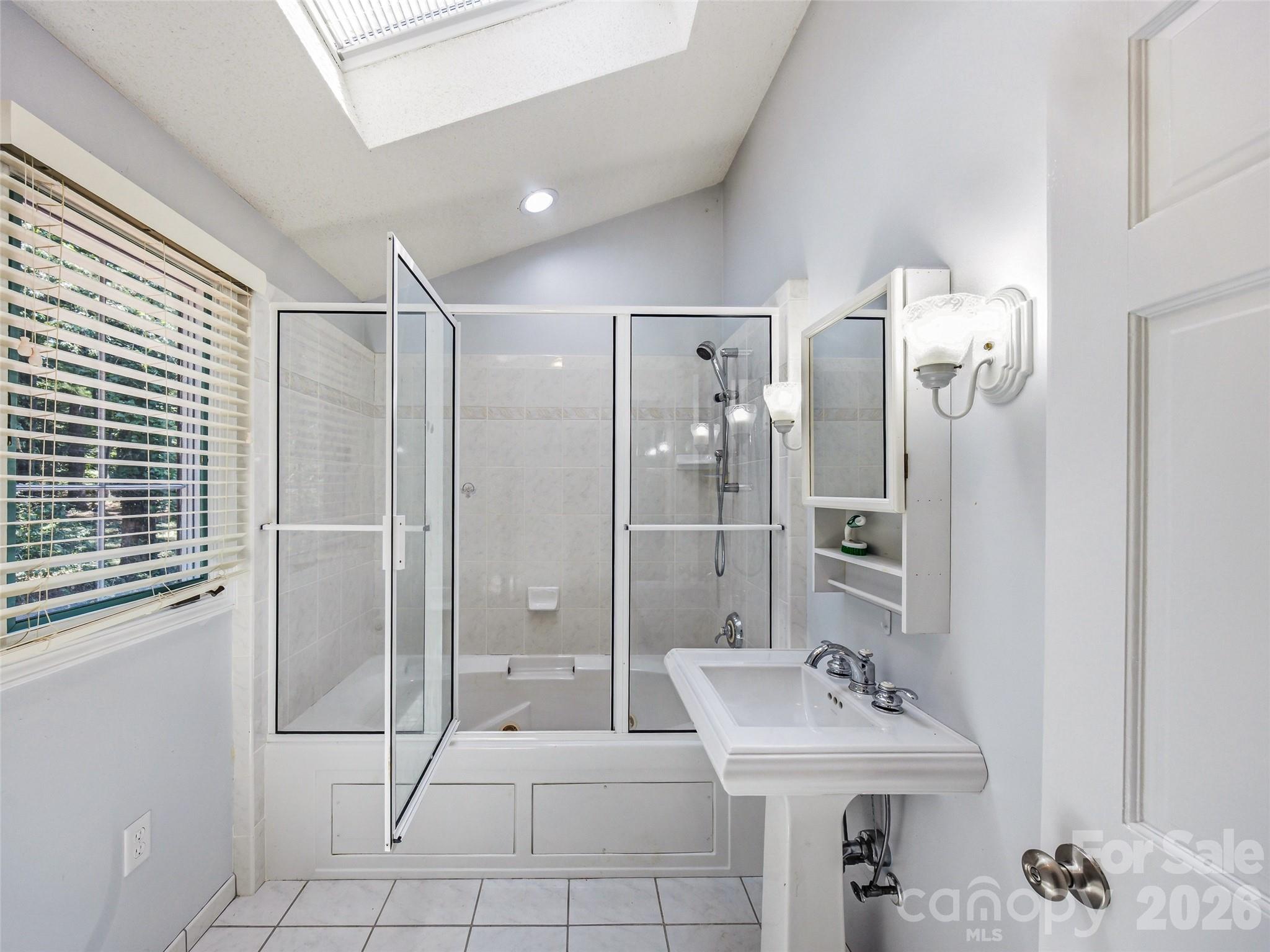 122 Stuyvesant Road Property Photo 42