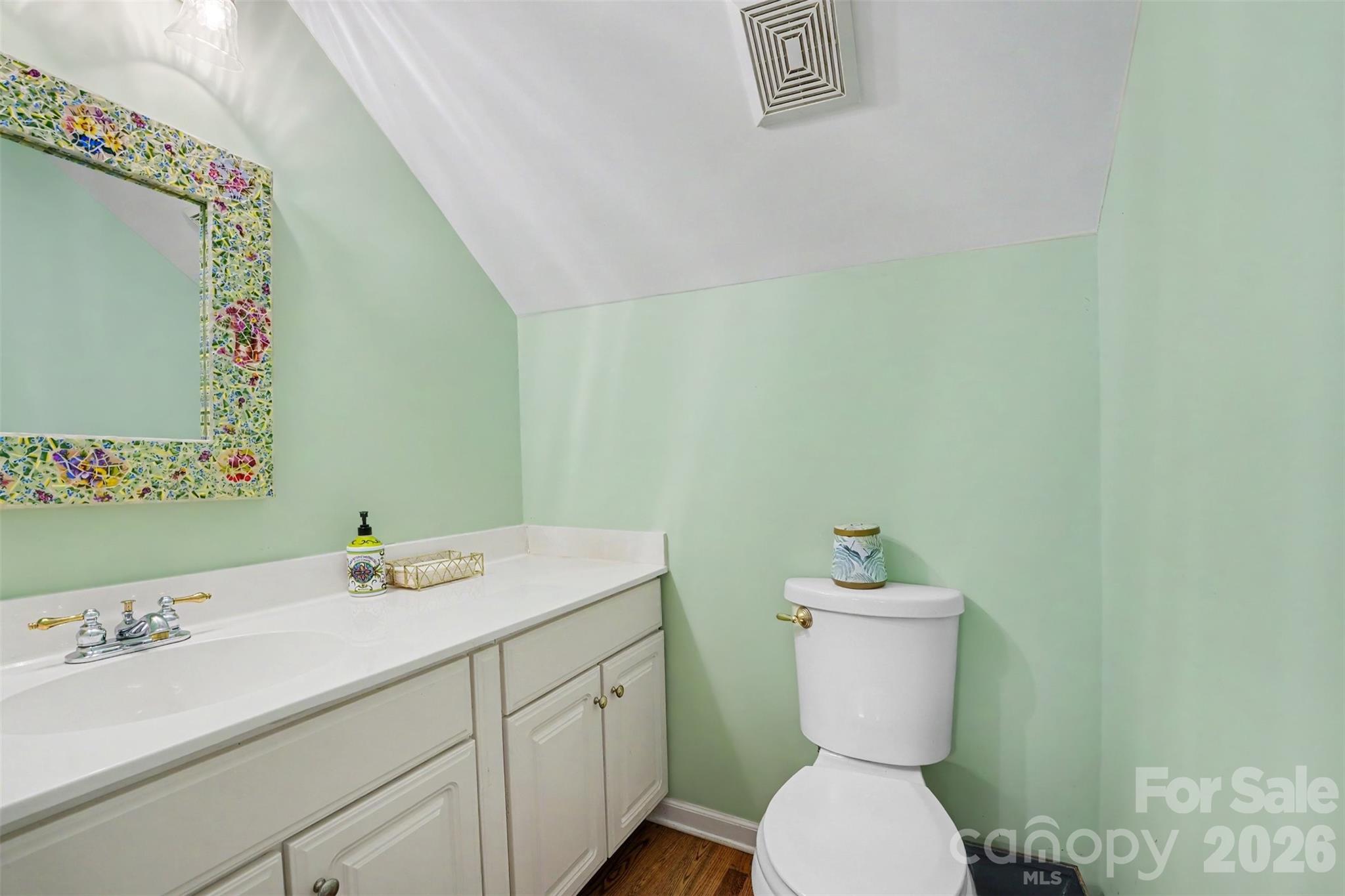 21315 Harken Drive Property Photo 13