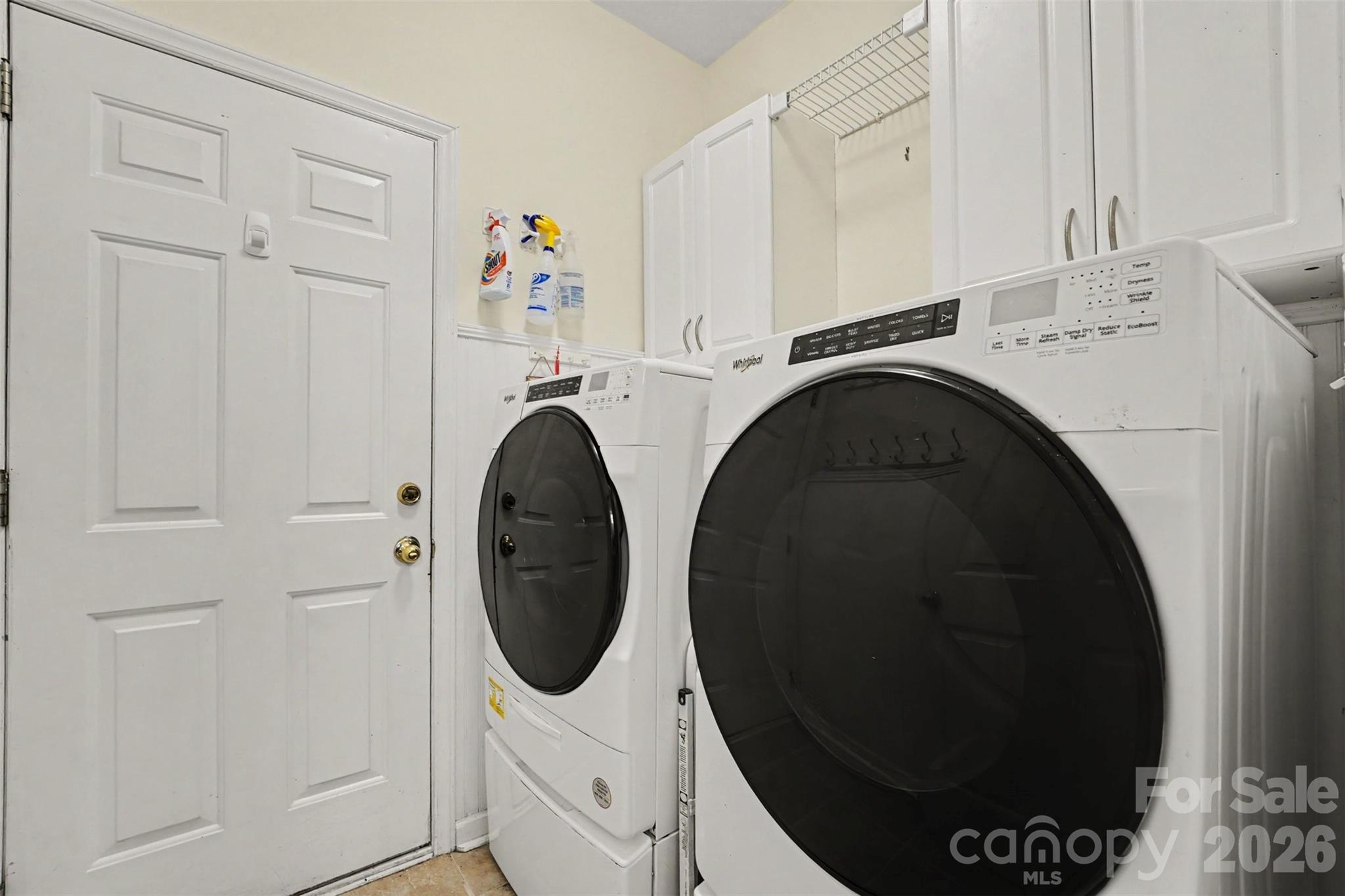 21315 Harken Drive Property Photo 14
