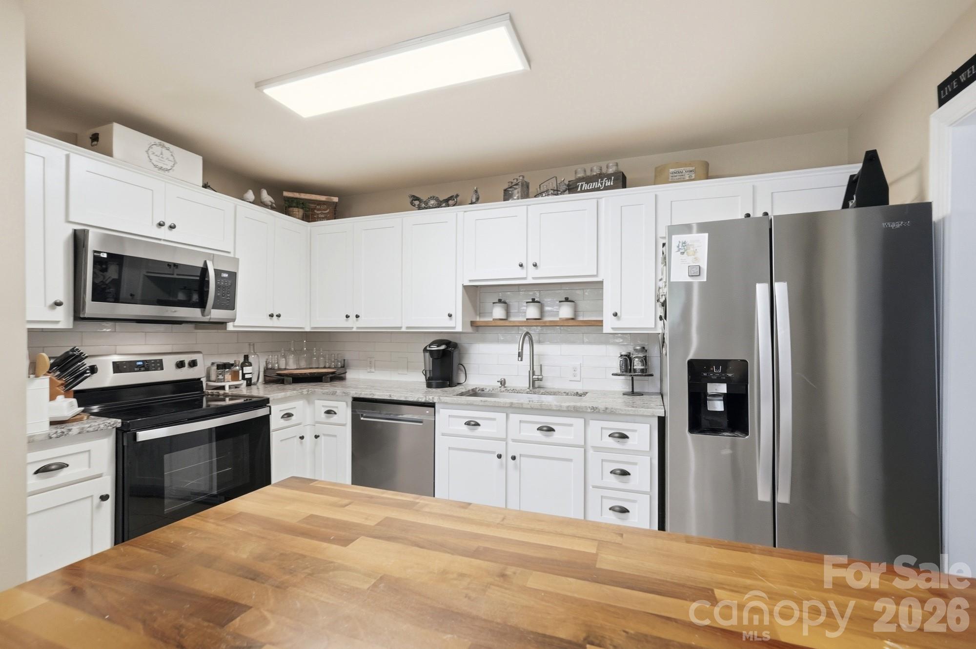 141 Oak Leaf Lane Property Photo 14