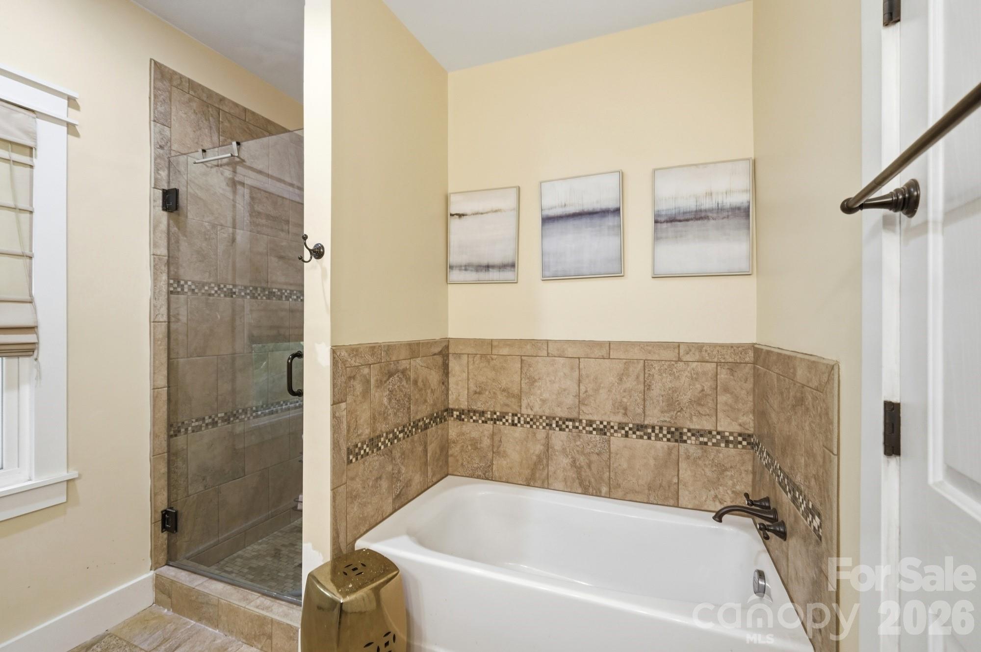 141 Oak Leaf Lane Property Photo 25