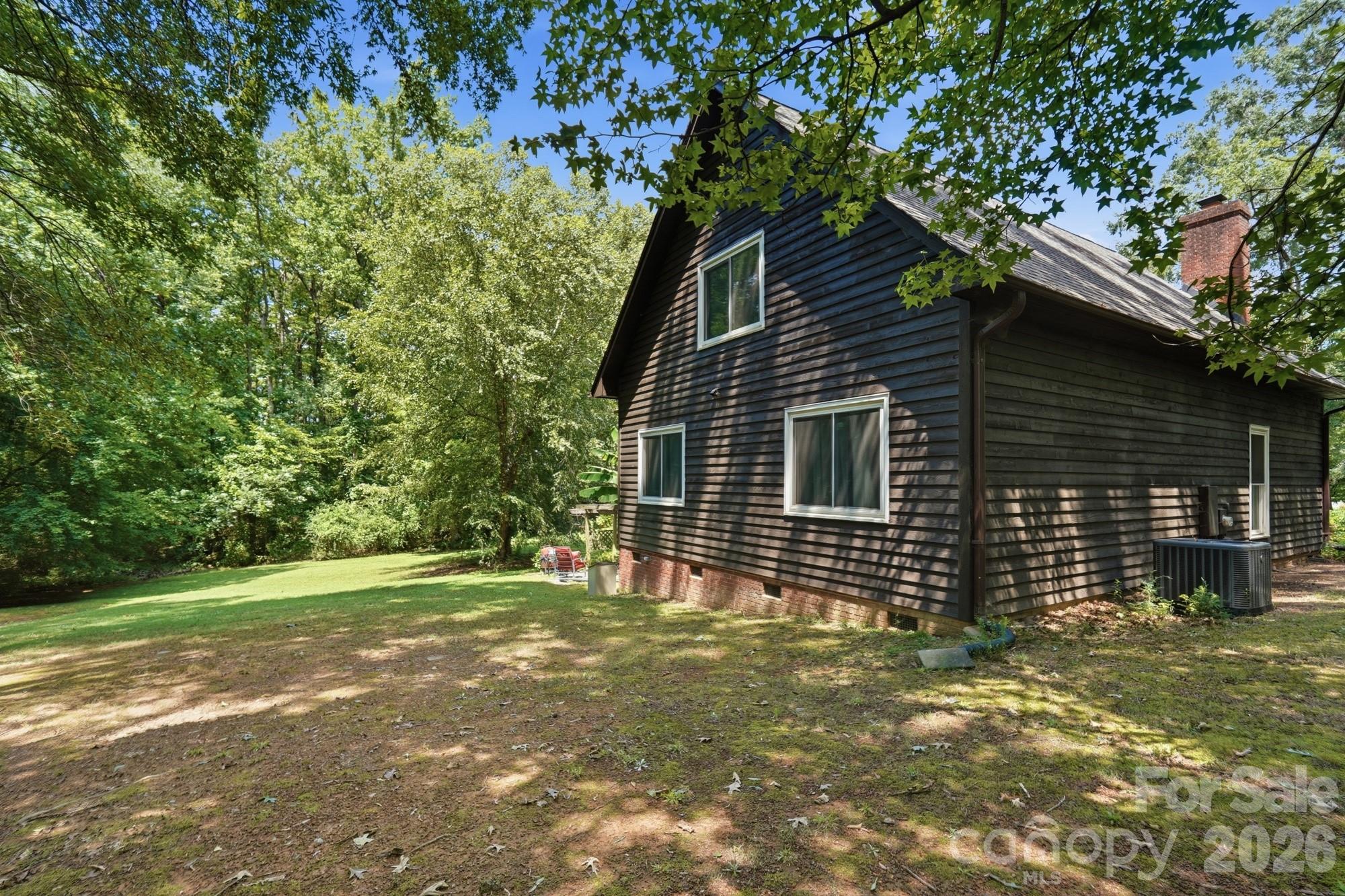 141 Oak Leaf Lane Property Photo 44