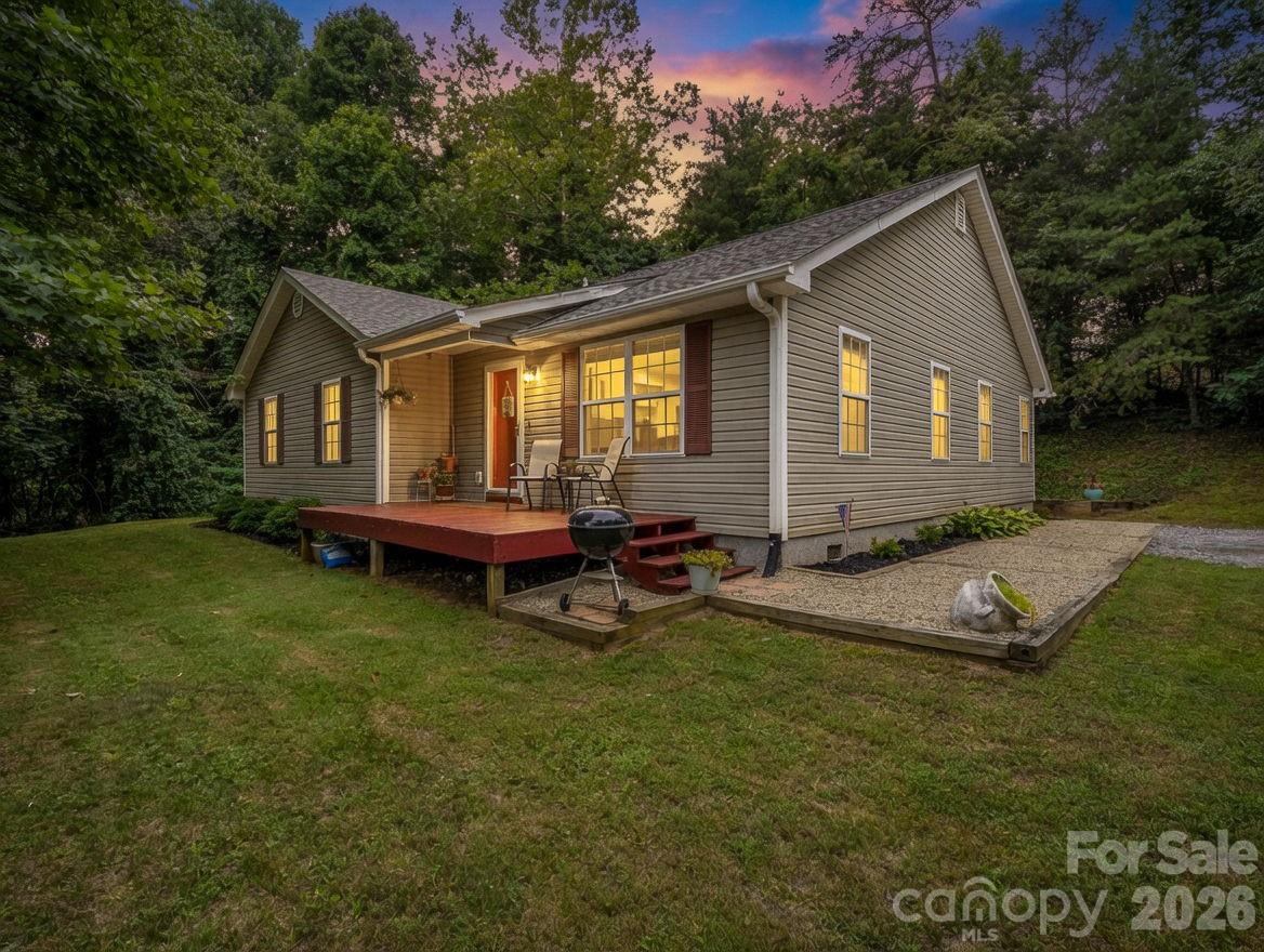 18 Buckle Ridge Property Photo 1