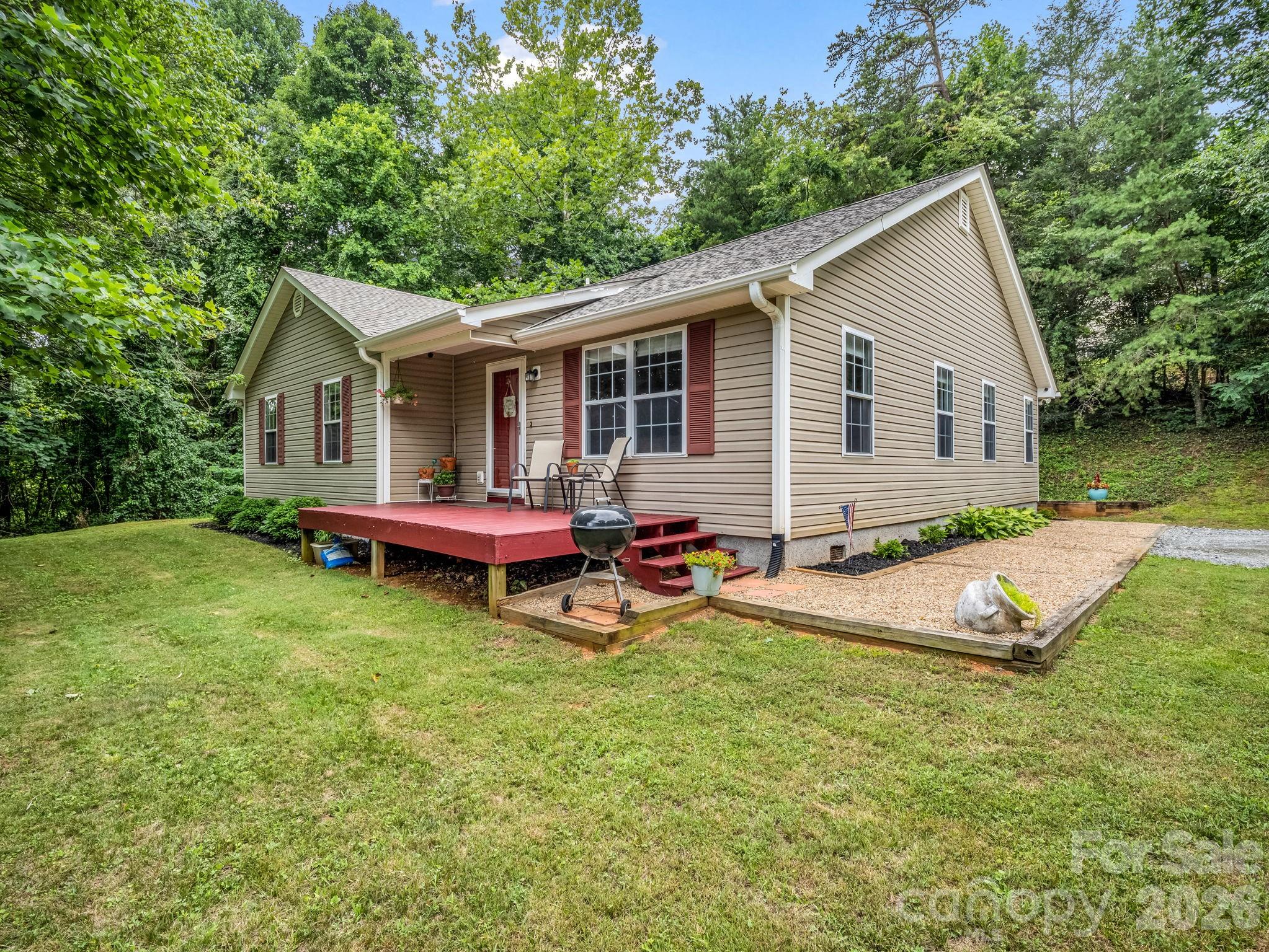 18 Buckle Ridge Property Photo 1