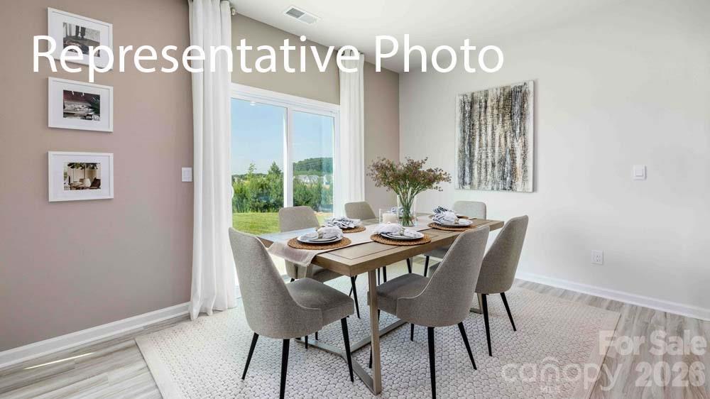 467 Dazzle Loop Property Photo 8