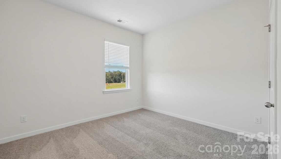 467 Dazzle Loop Property Photo 17