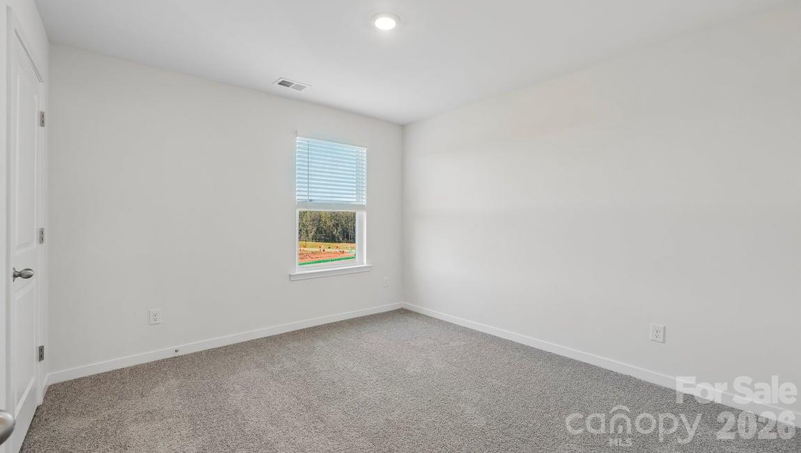 467 Dazzle Loop Property Photo 22