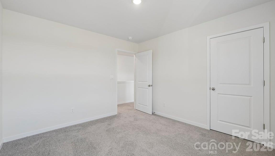 467 Dazzle Loop Property Photo 23