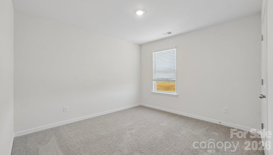 467 Dazzle Loop Property Photo 24
