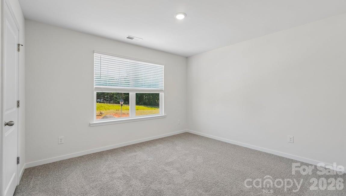 467 Dazzle Loop Property Photo 29