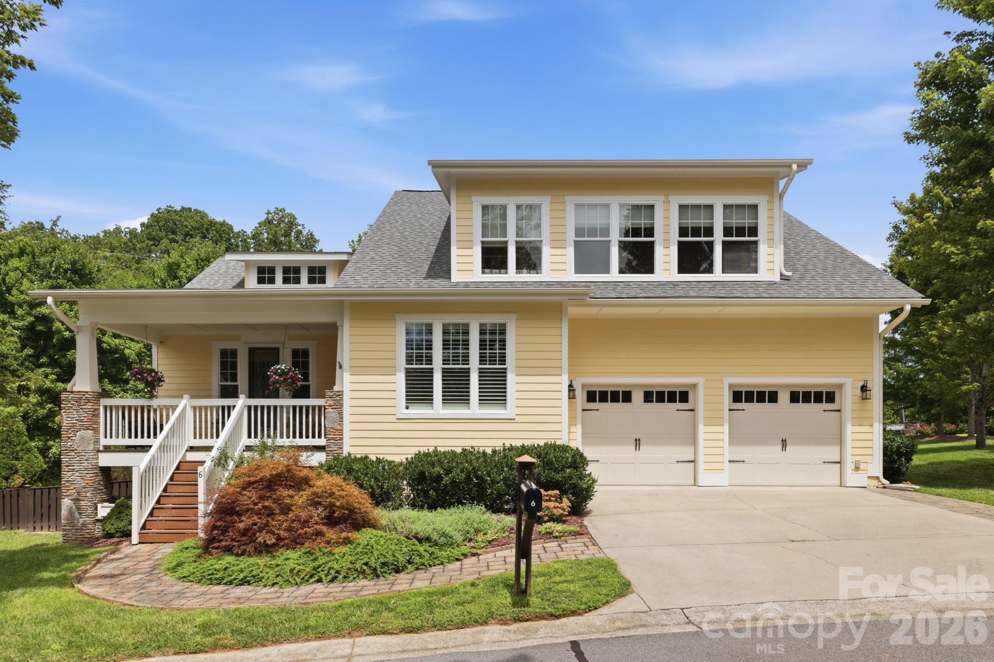6 Bungalow Way Property Photo 1
