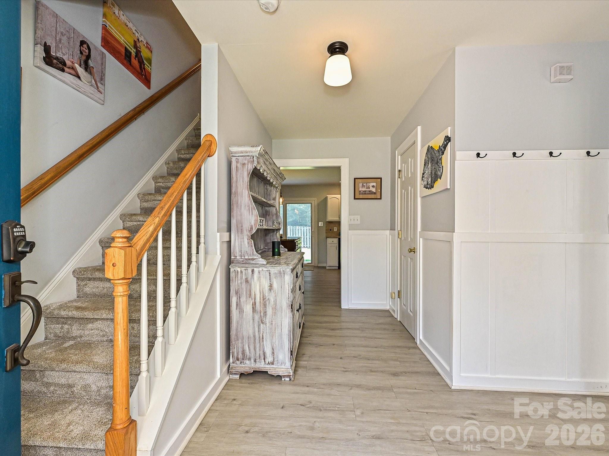 126 Rusty Nail Drive Property Photo 4