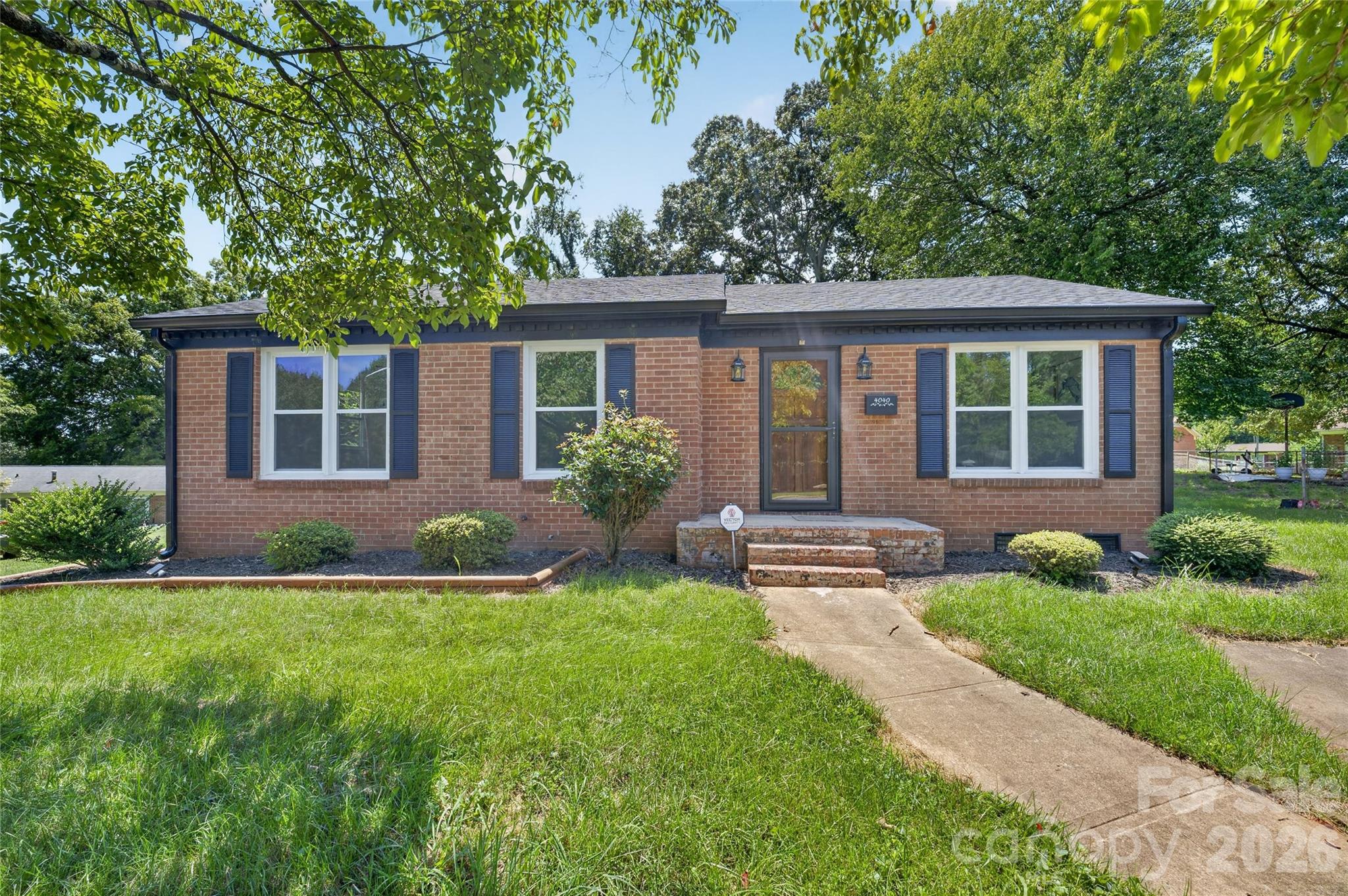 4040 Burnham Court Property Photo 1