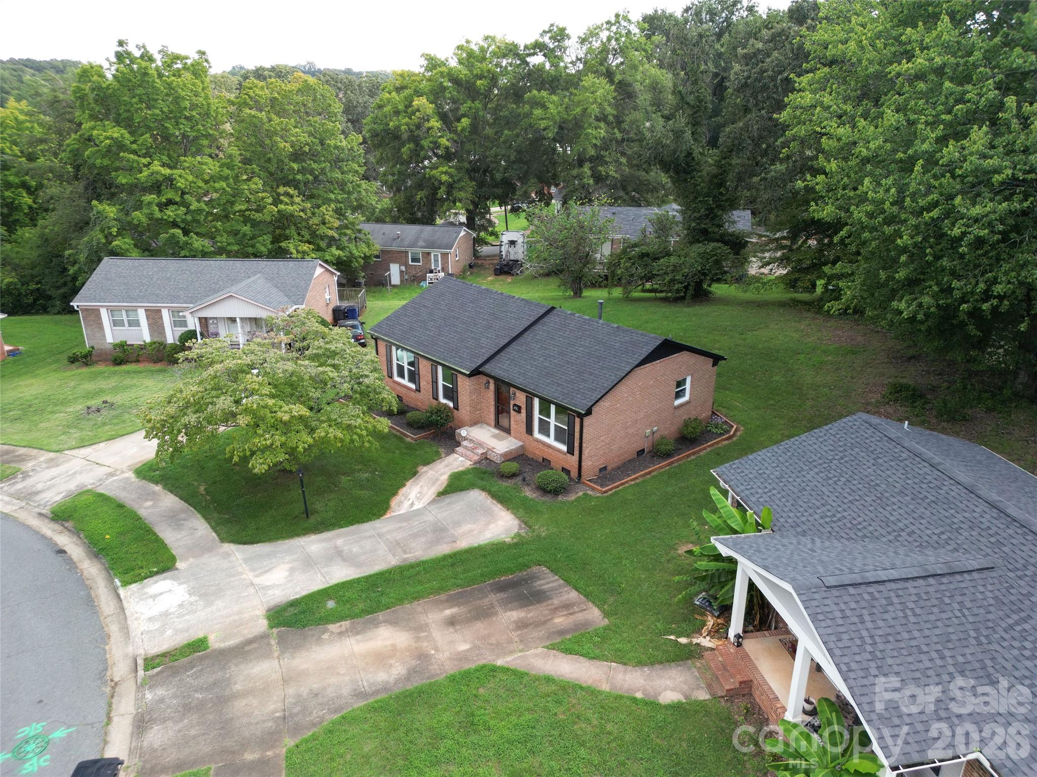 4040 Burnham Court Property Photo 22