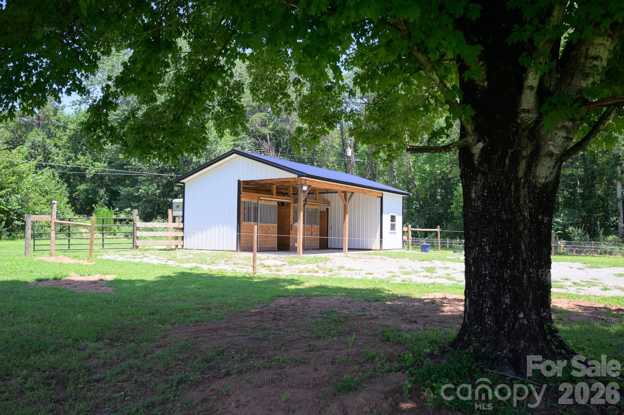 1151 Shady Lane Property Photo 19
