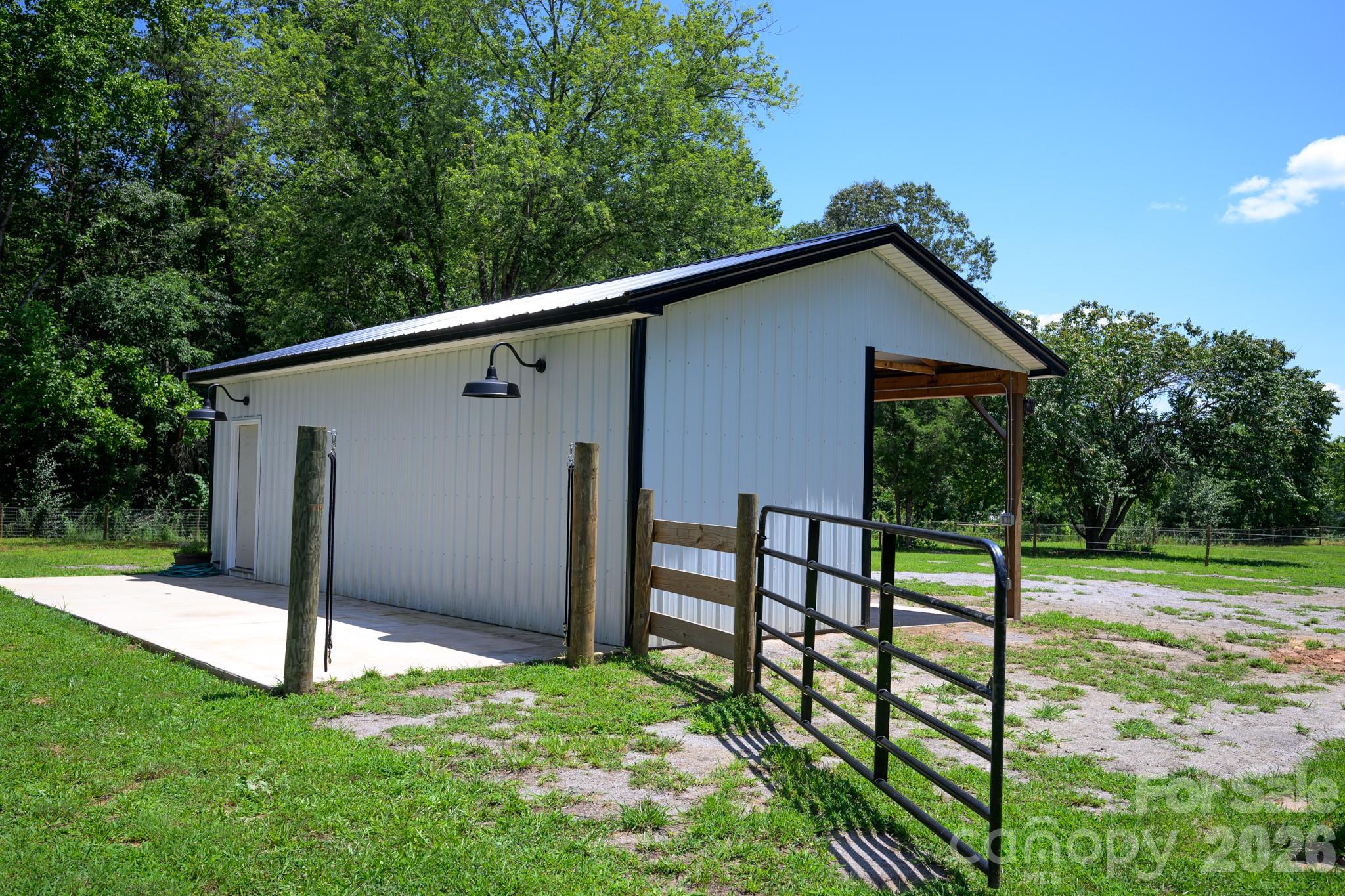 1151 Shady Lane Property Photo 26