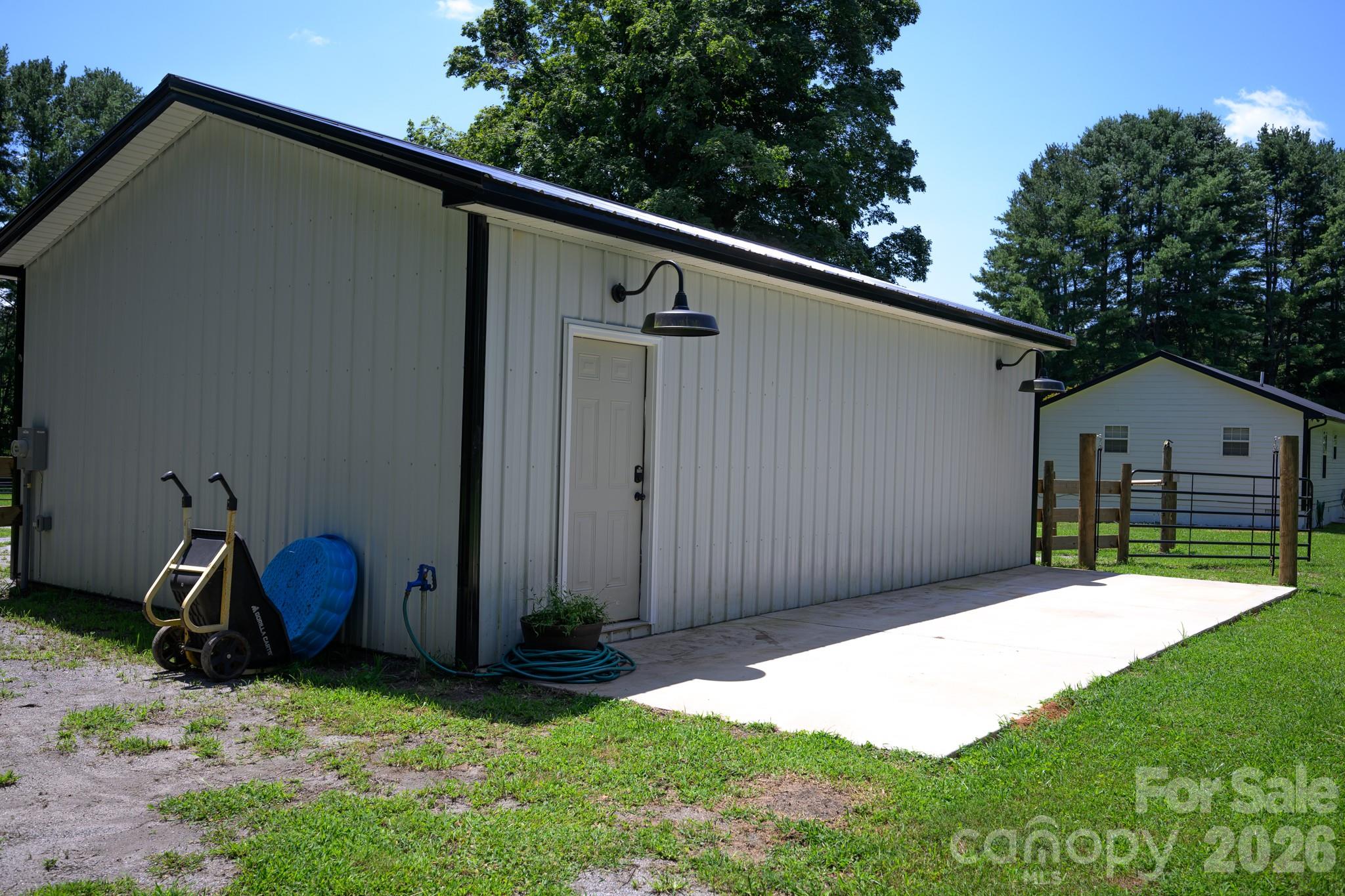1151 Shady Lane Property Photo 27