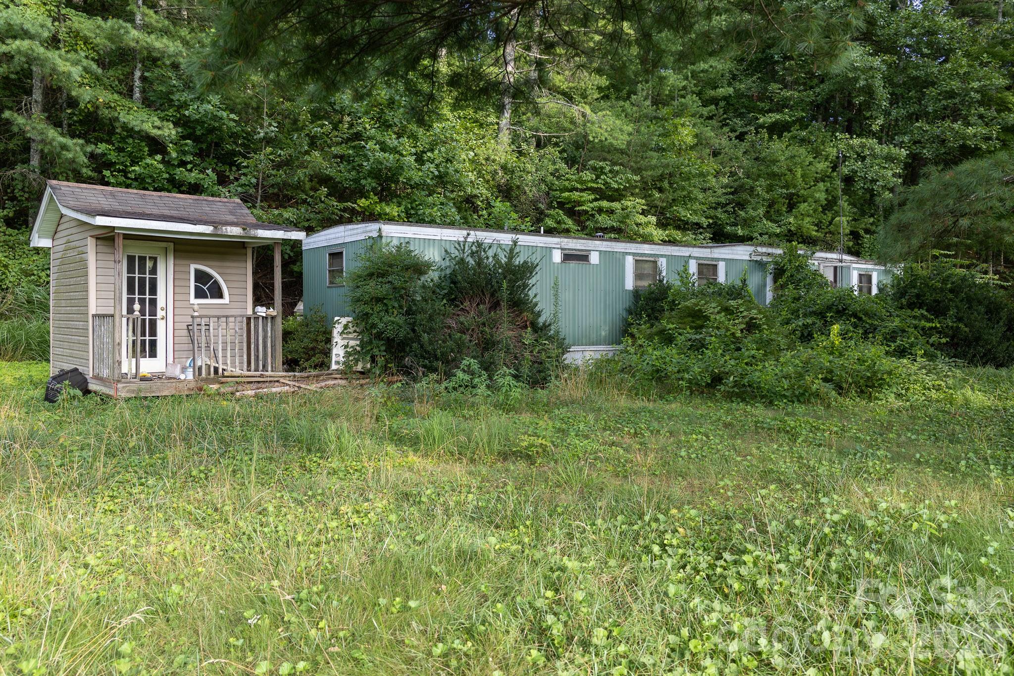 920 Mills Gap Road Property Photo 6