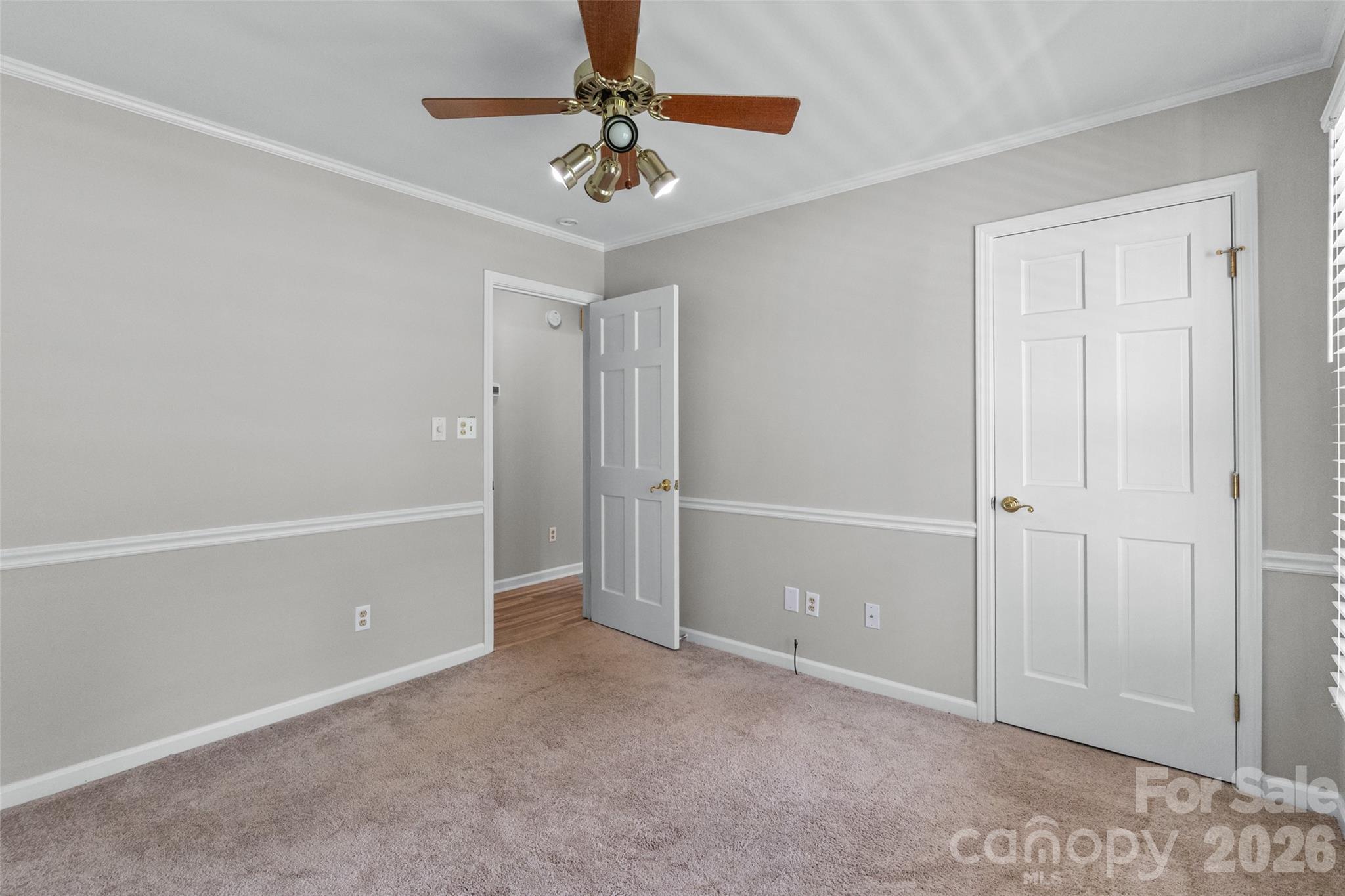 823 Thistledown Drive Property Photo 21
