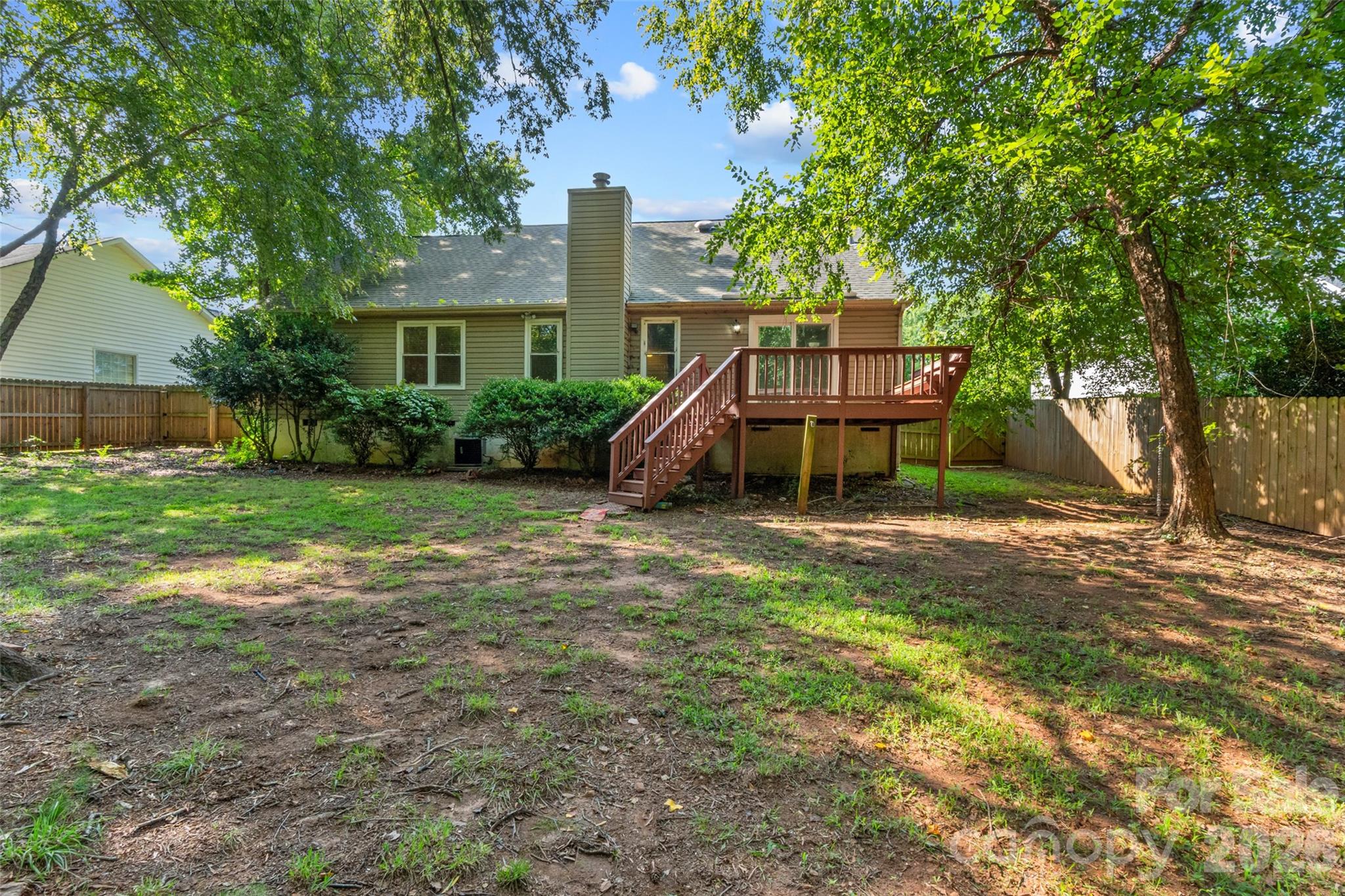 823 Thistledown Drive Property Photo 29