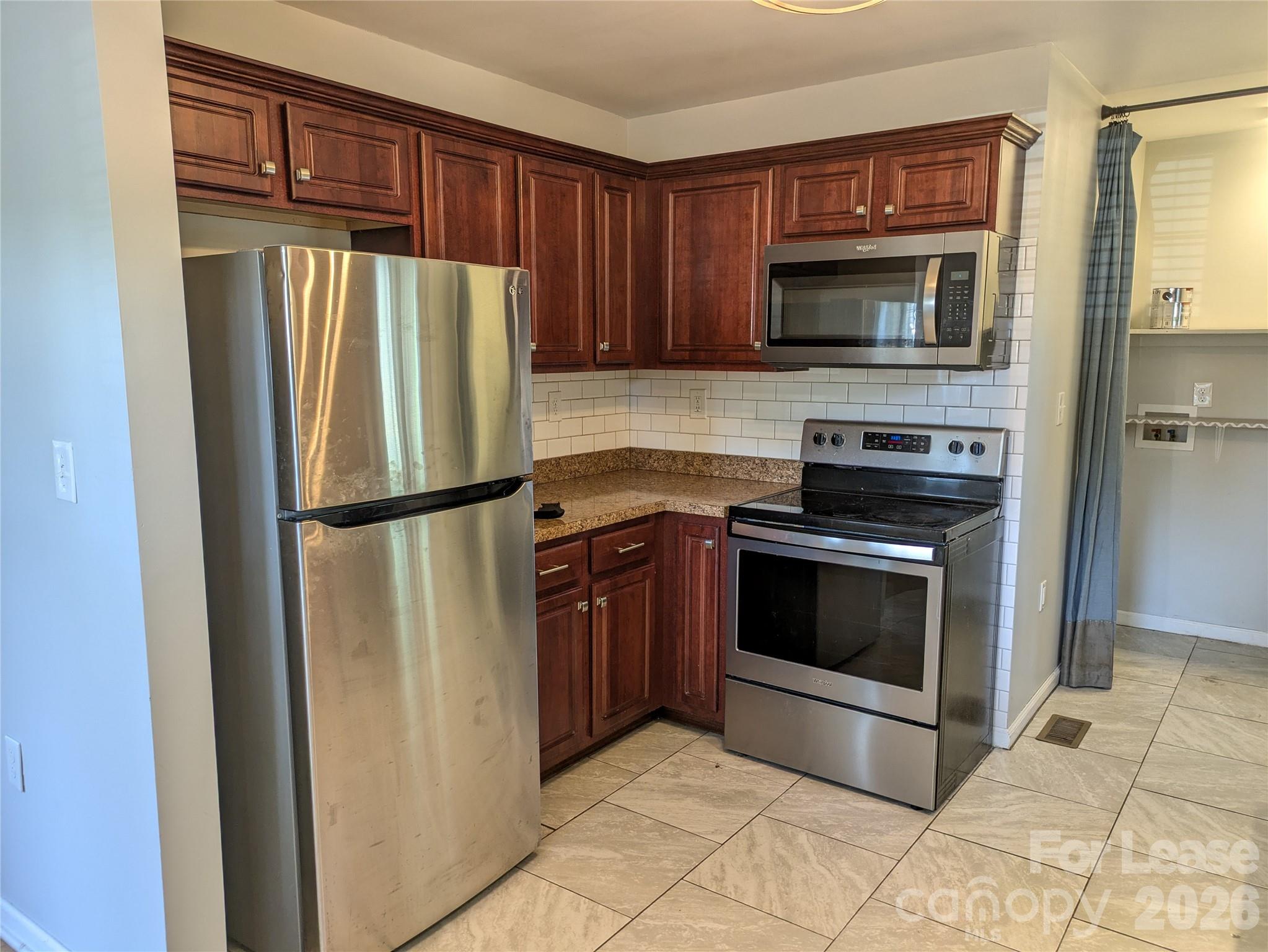 322 Clover Street Property Photo 6