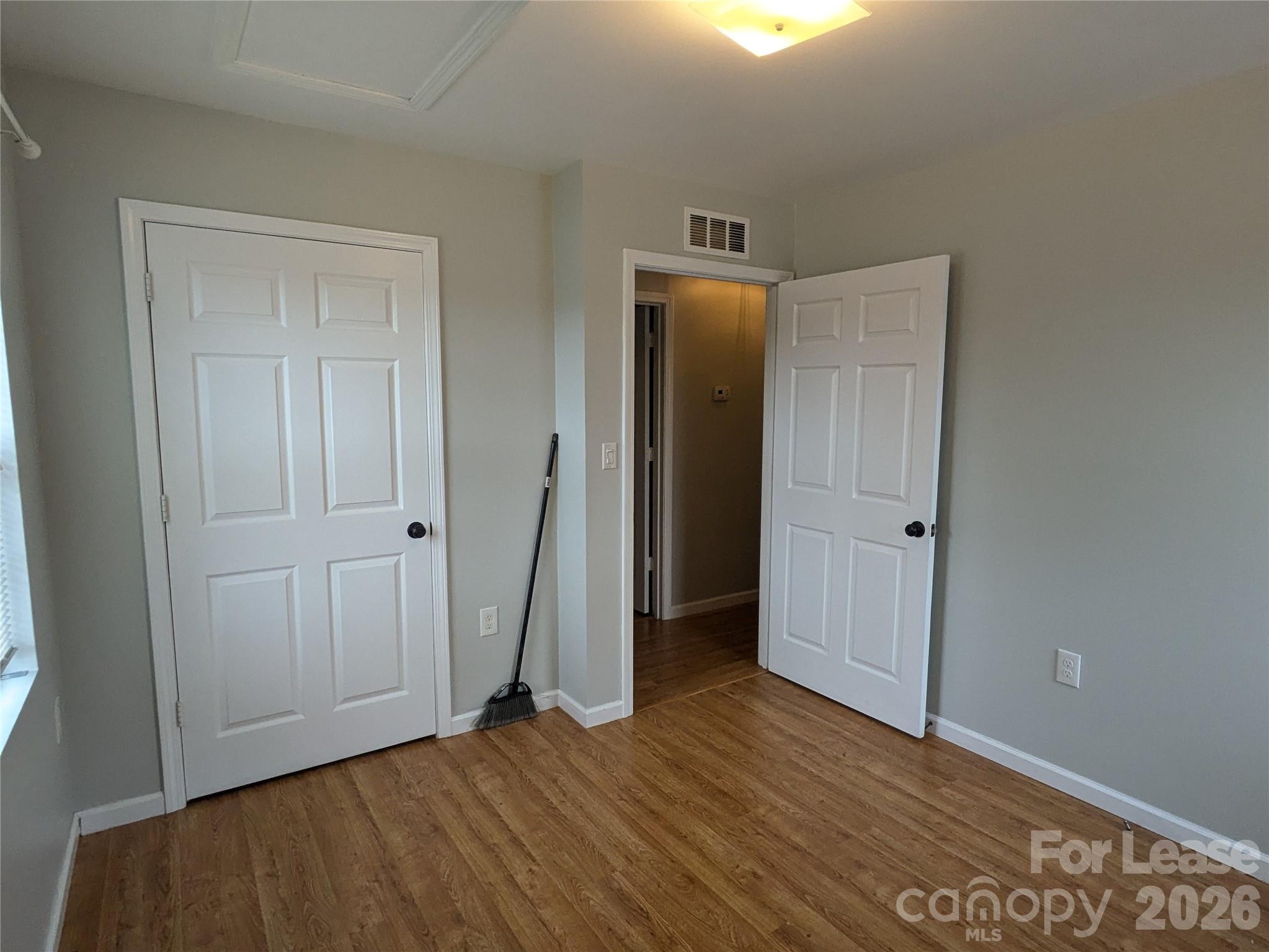 322 Clover Street Property Photo 14