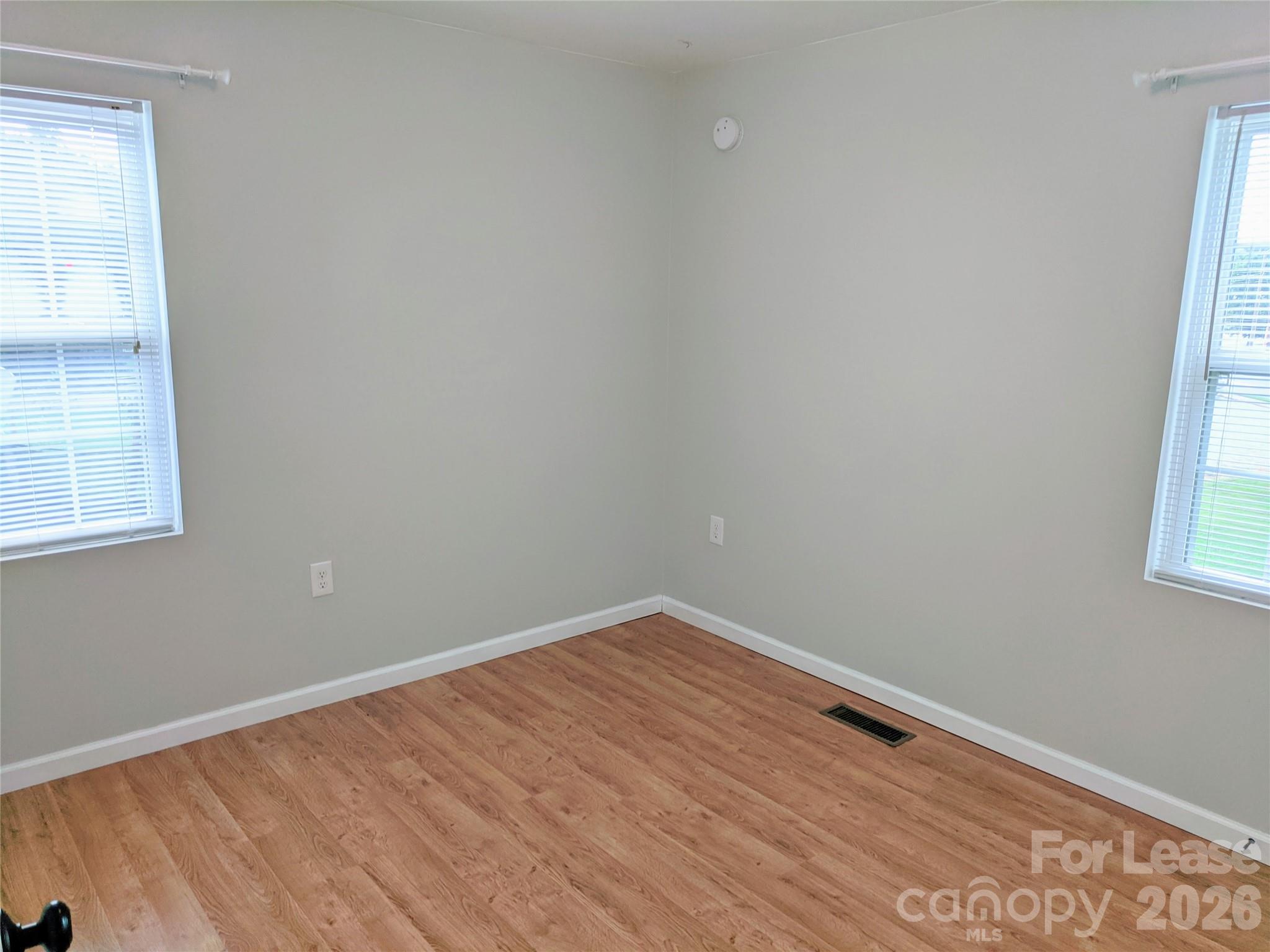 322 Clover Street Property Photo 15