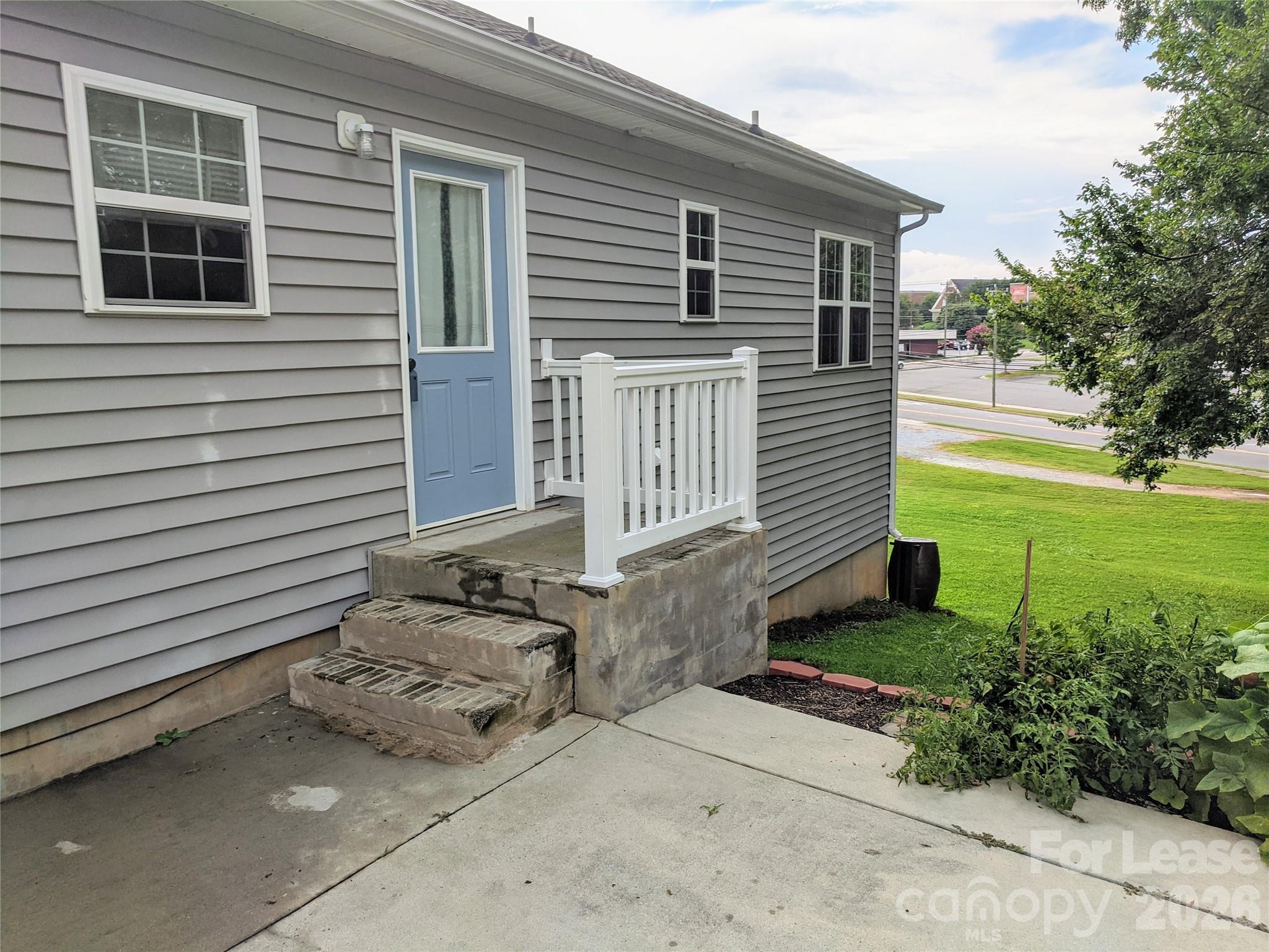 322 Clover Street Property Photo 21