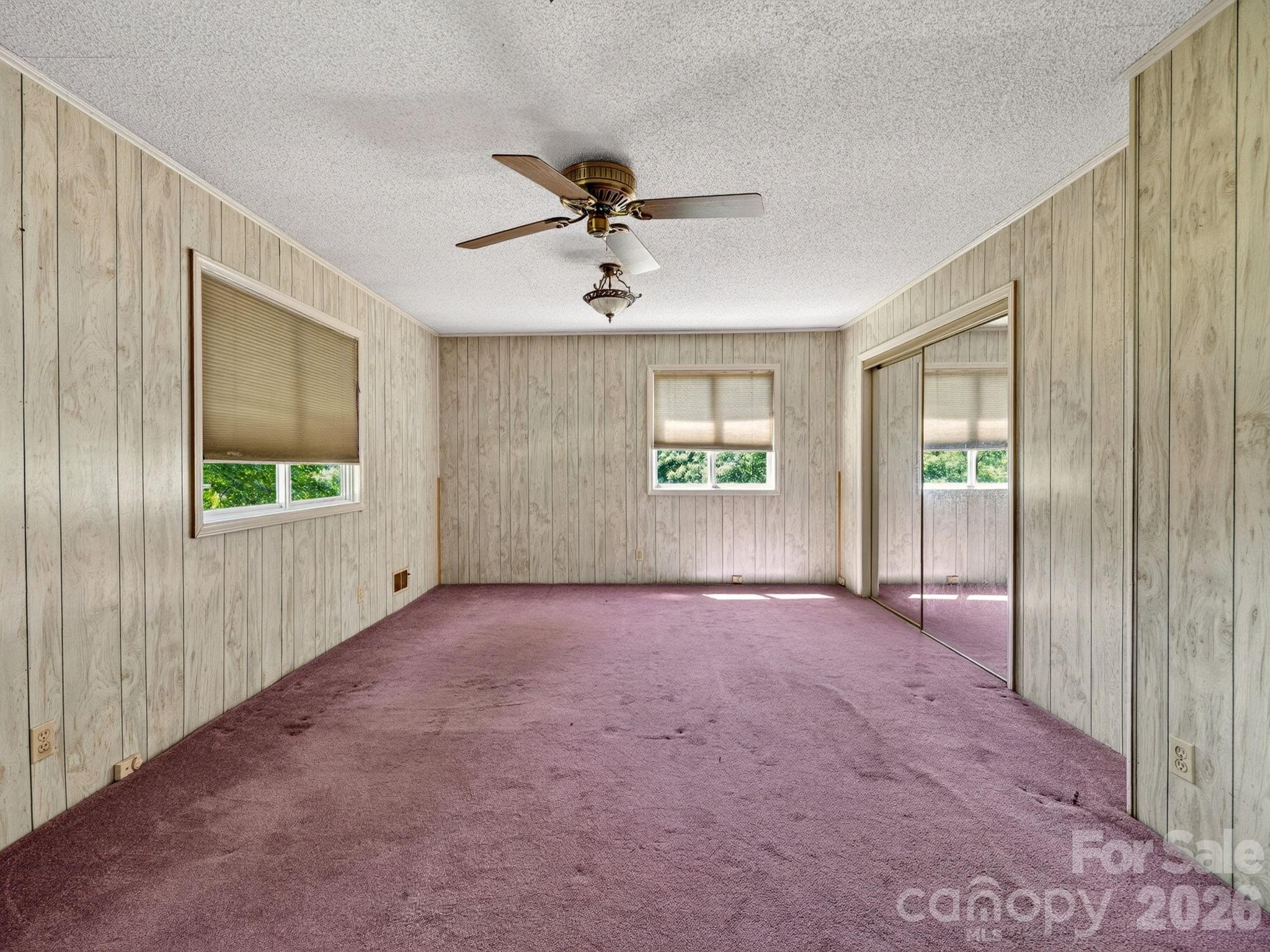 1064 Knollwood Road Property Photo 16