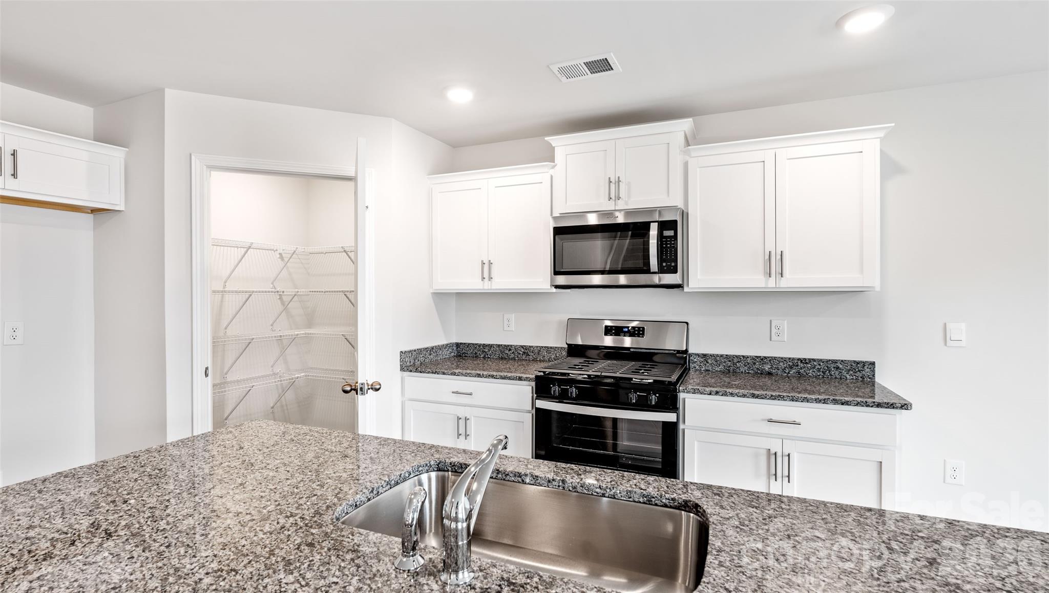 222 Hyder Ridge Road Property Photo 4
