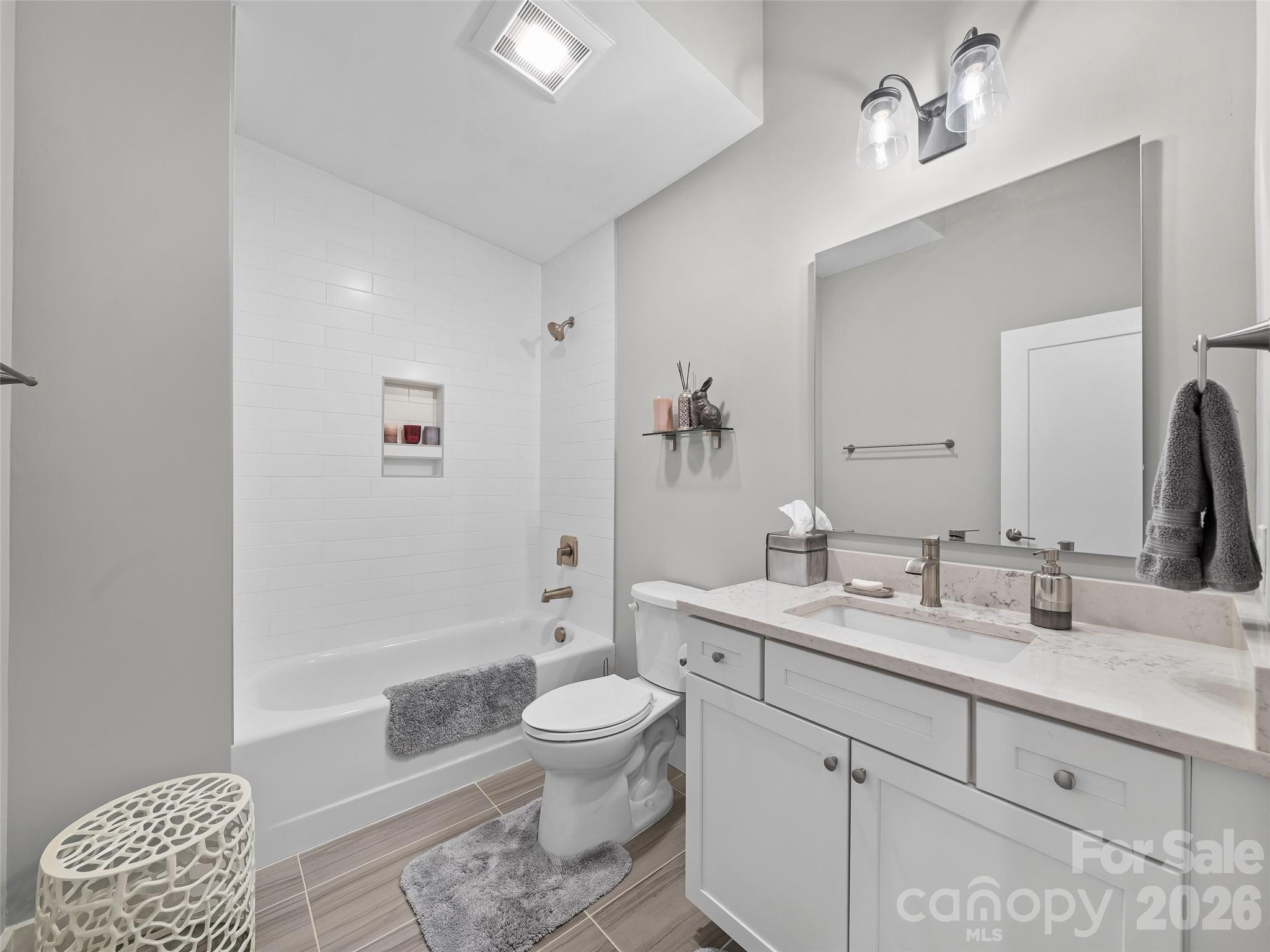 35 Macallan Lane Property Photo 21