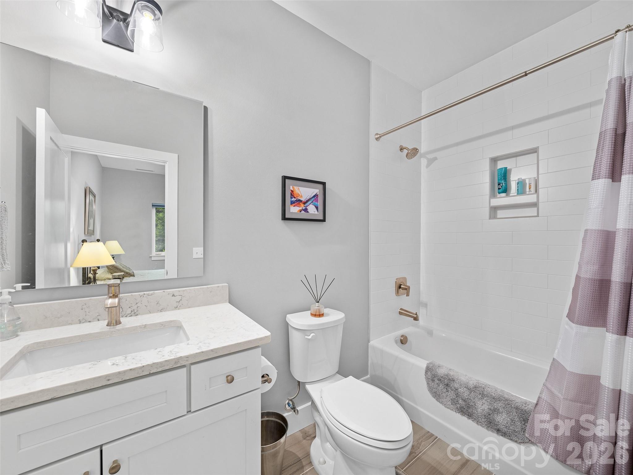 35 Macallan Lane Property Photo 30