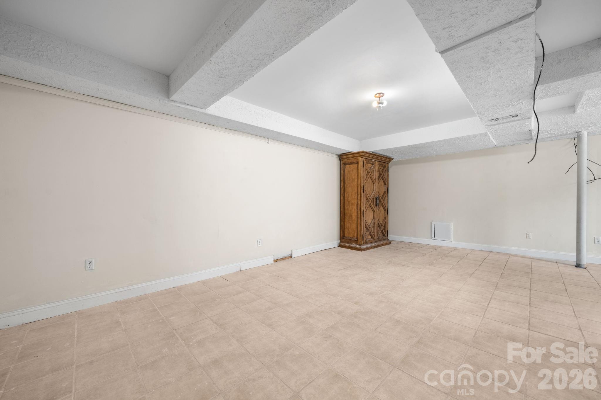 4400 Willowood Drive Property Photo 20