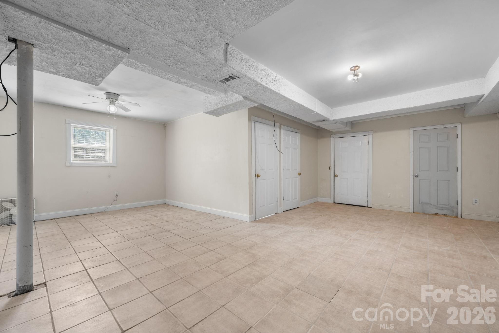 4400 Willowood Drive Property Photo 21