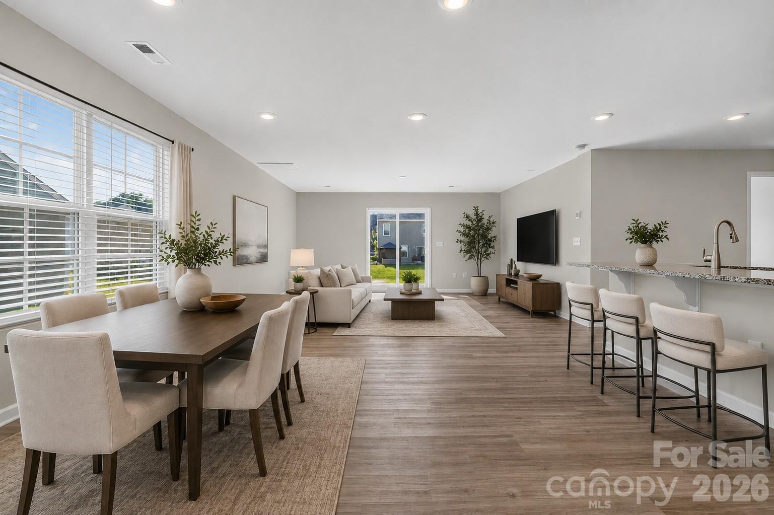 1503 Forkhorn Drive Property Photo 3
