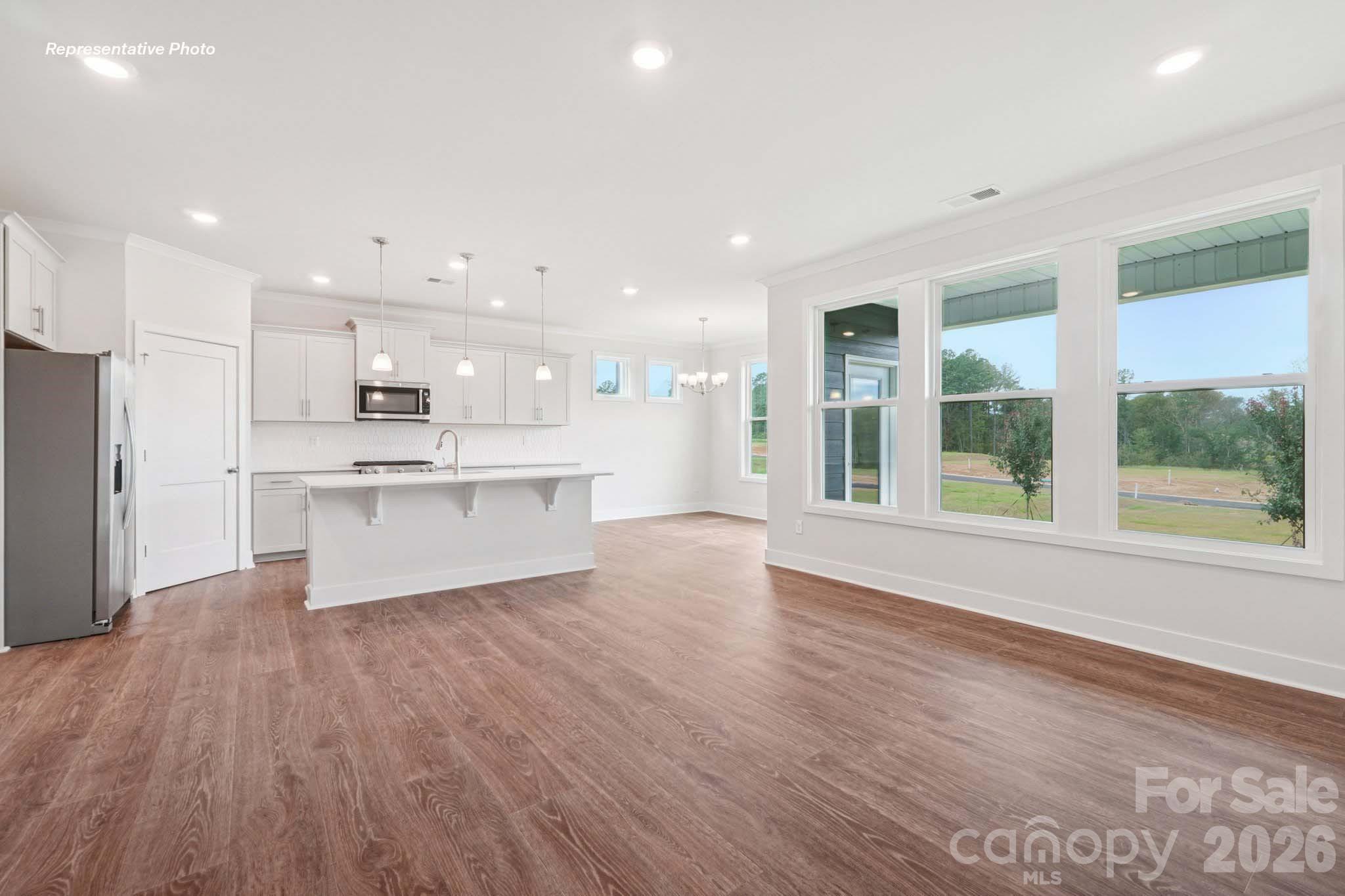 3249 Oberon Street Property Photo 5