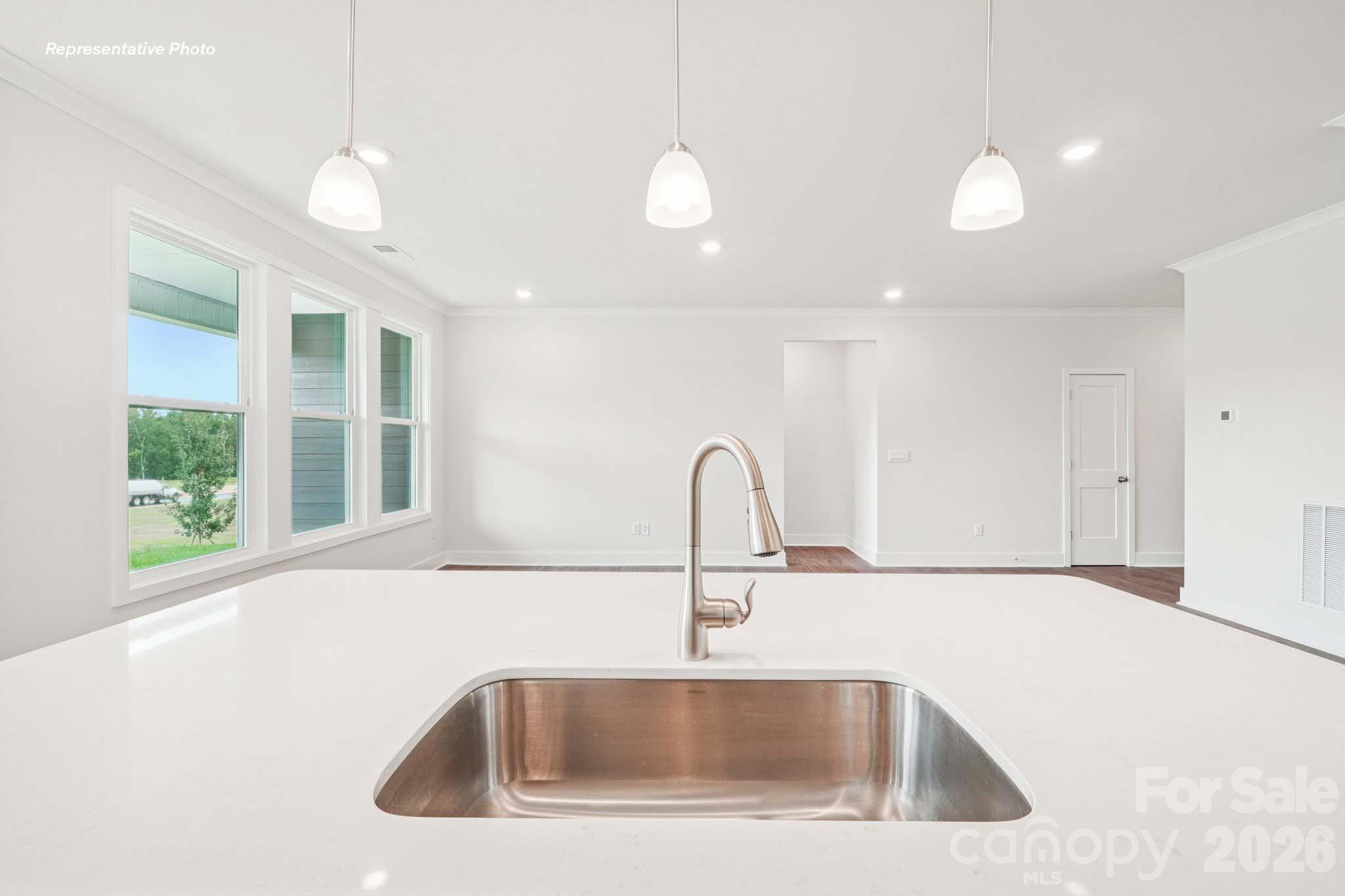 3249 Oberon Street Property Photo 13