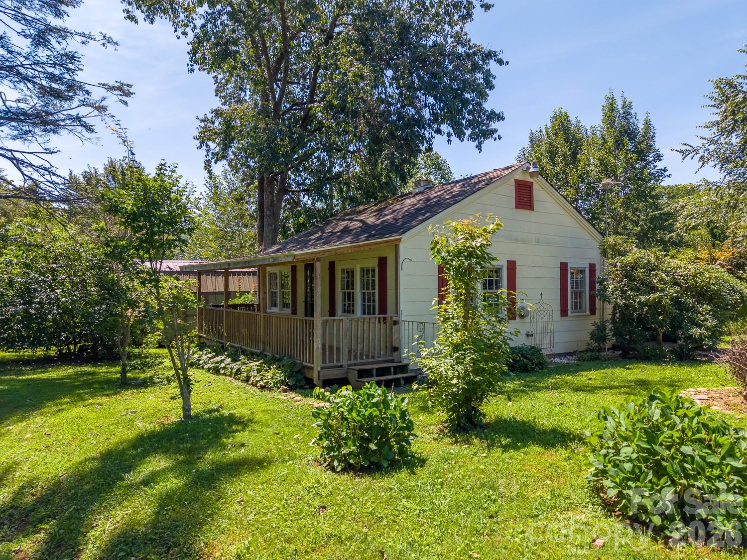 4409642 Property Photo 1